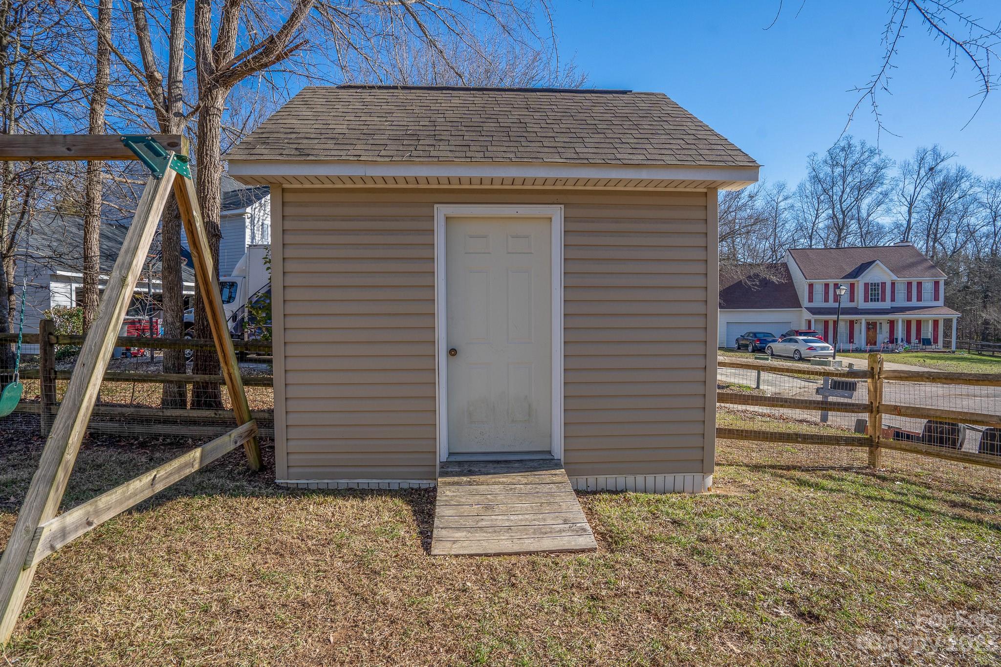 Beaver Pond - Residential