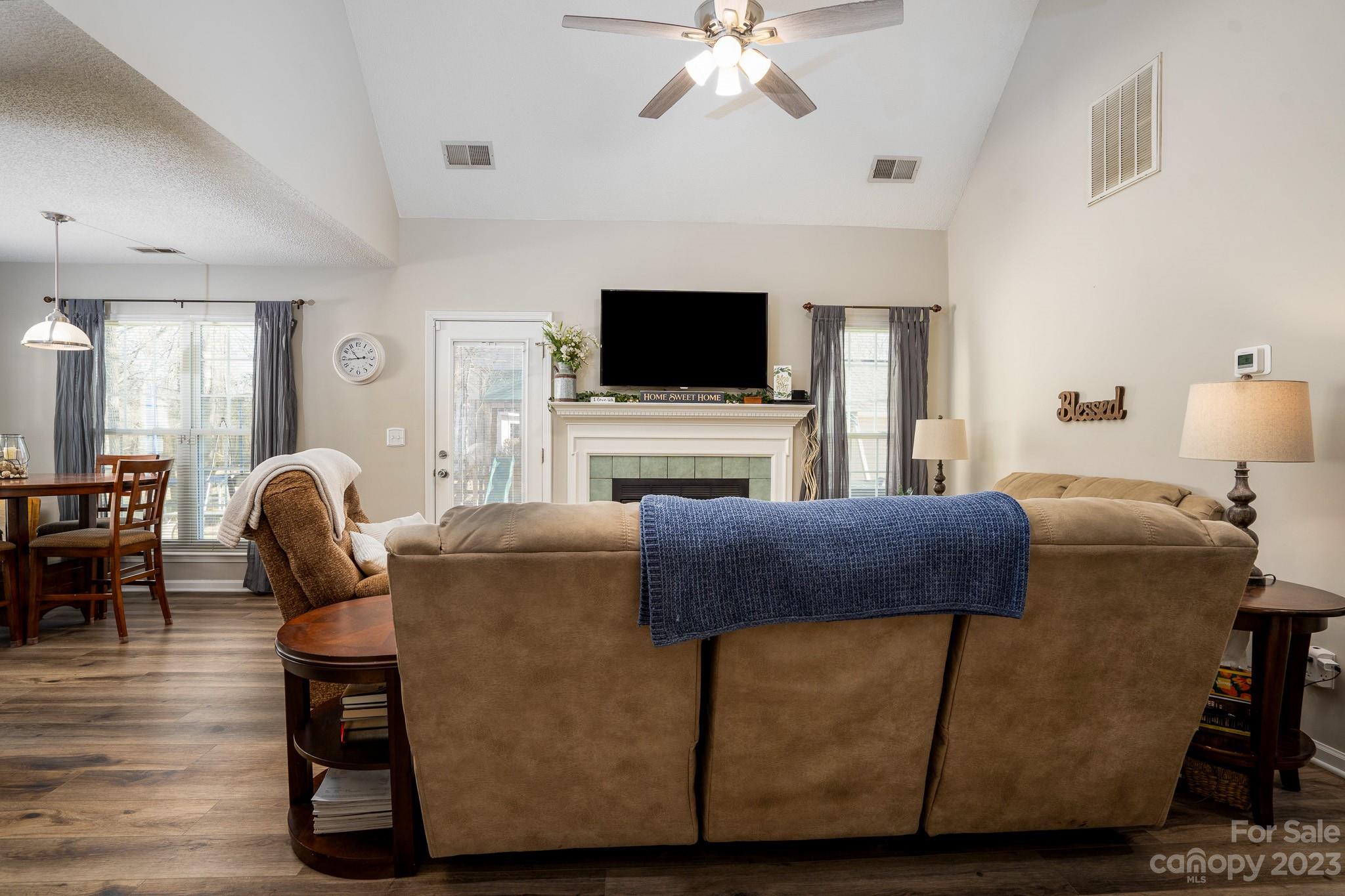 Beaver Pond - Residential