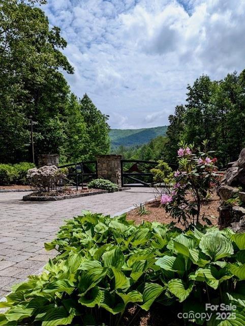 Round Mountain Falls - Land