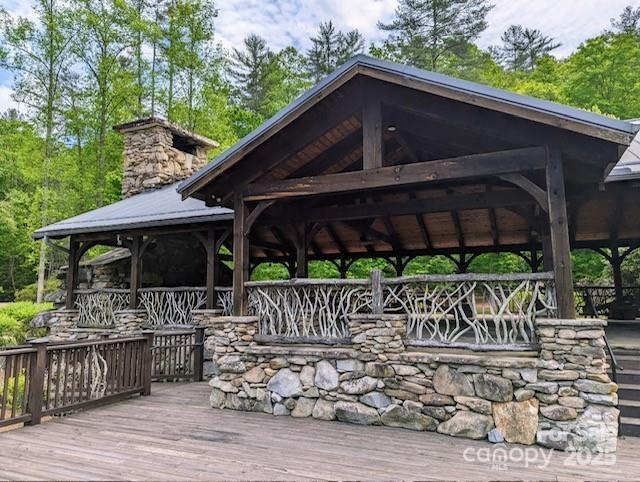 Round Mountain Falls - Land