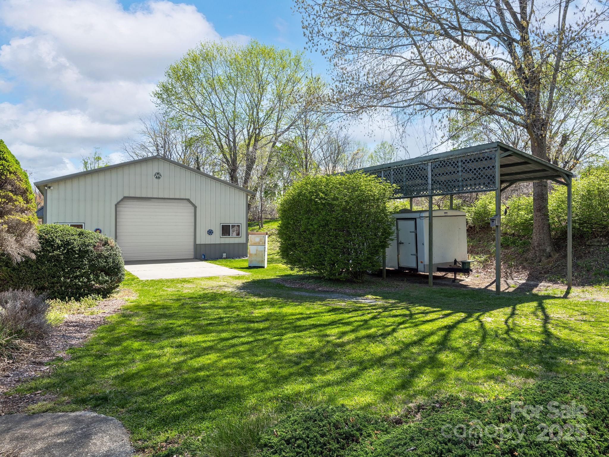 520 Loop Road