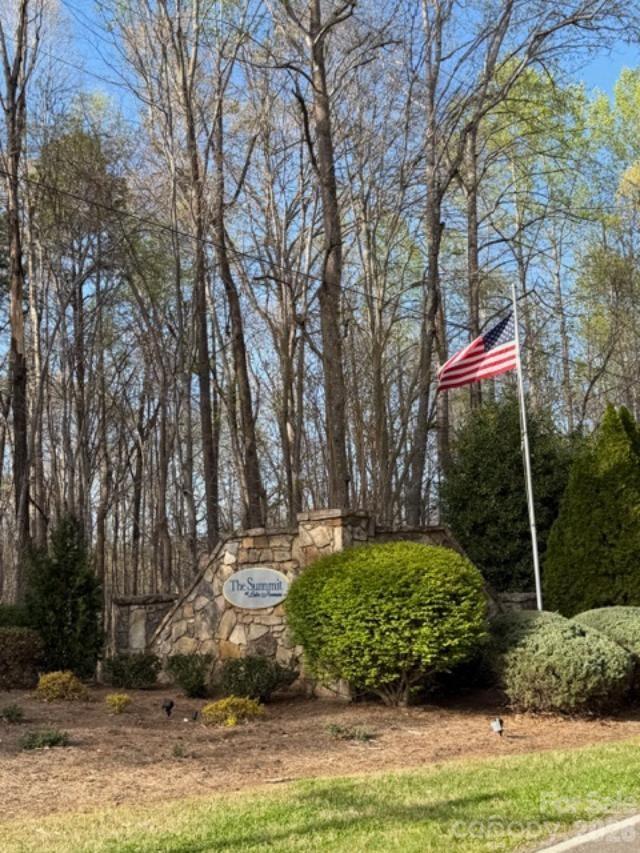 The Summit at Lake Norman - Land