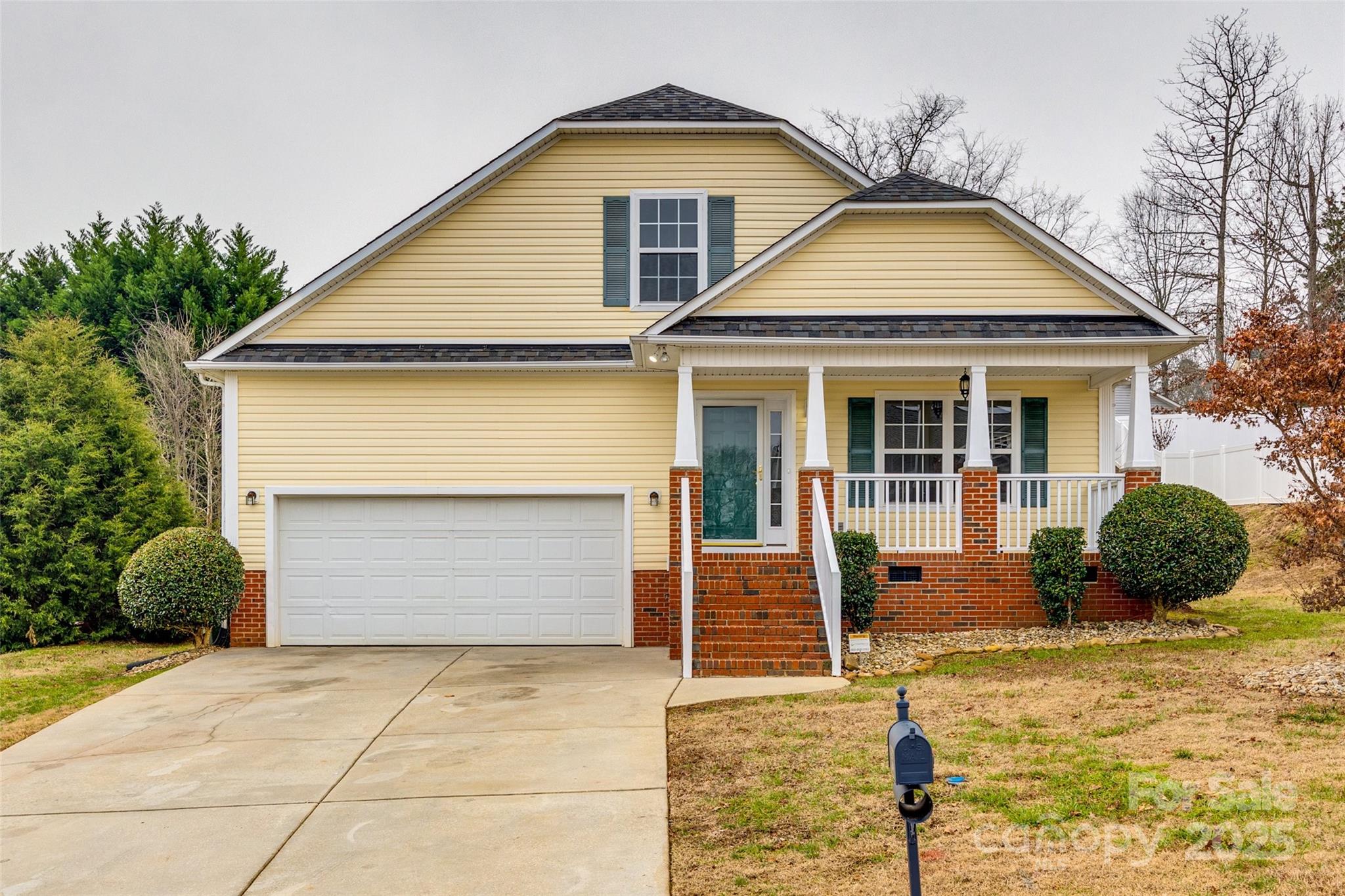 Hallmark Glen - Residential