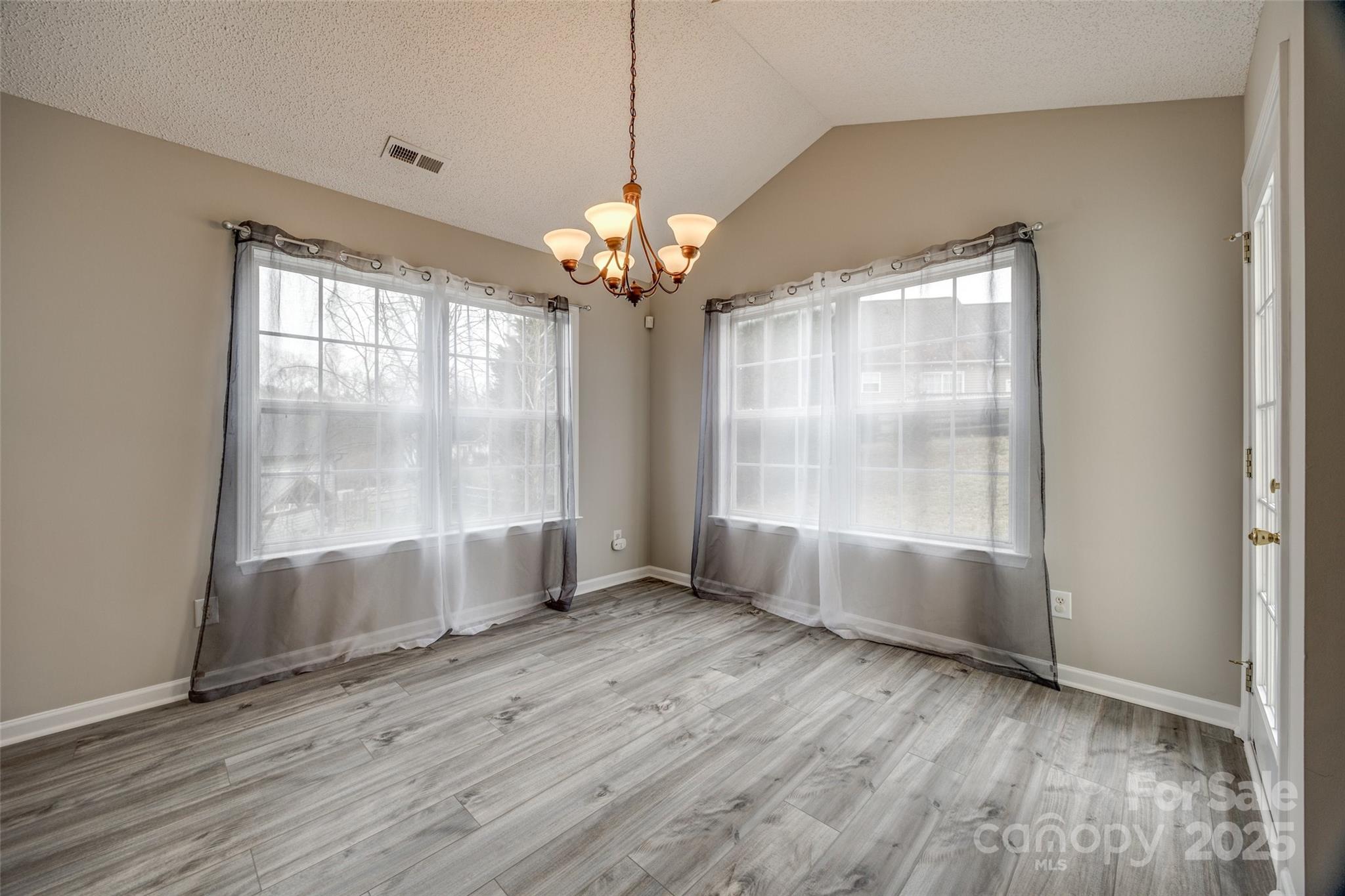 Hallmark Glen - Residential