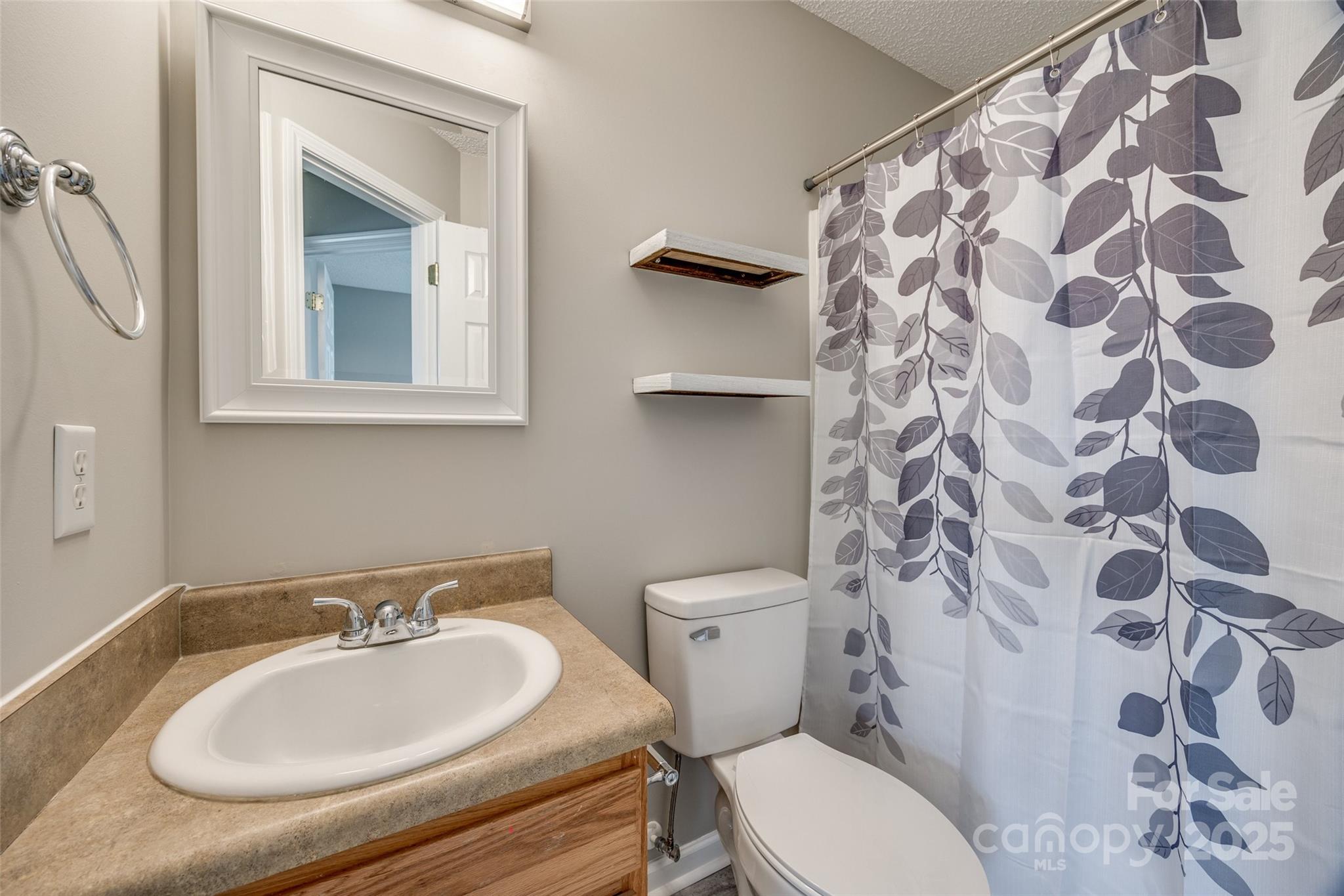 Hallmark Glen - Residential