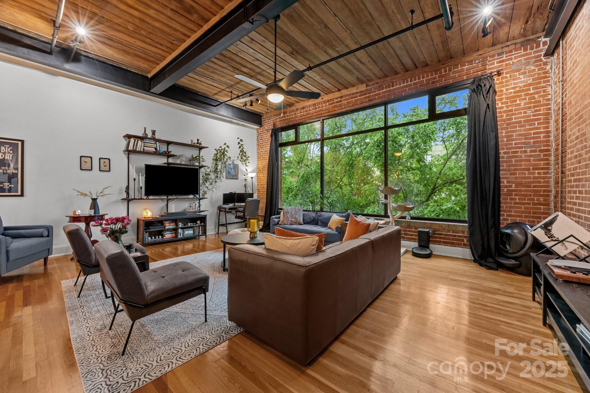 310 Arlington Avenue 409