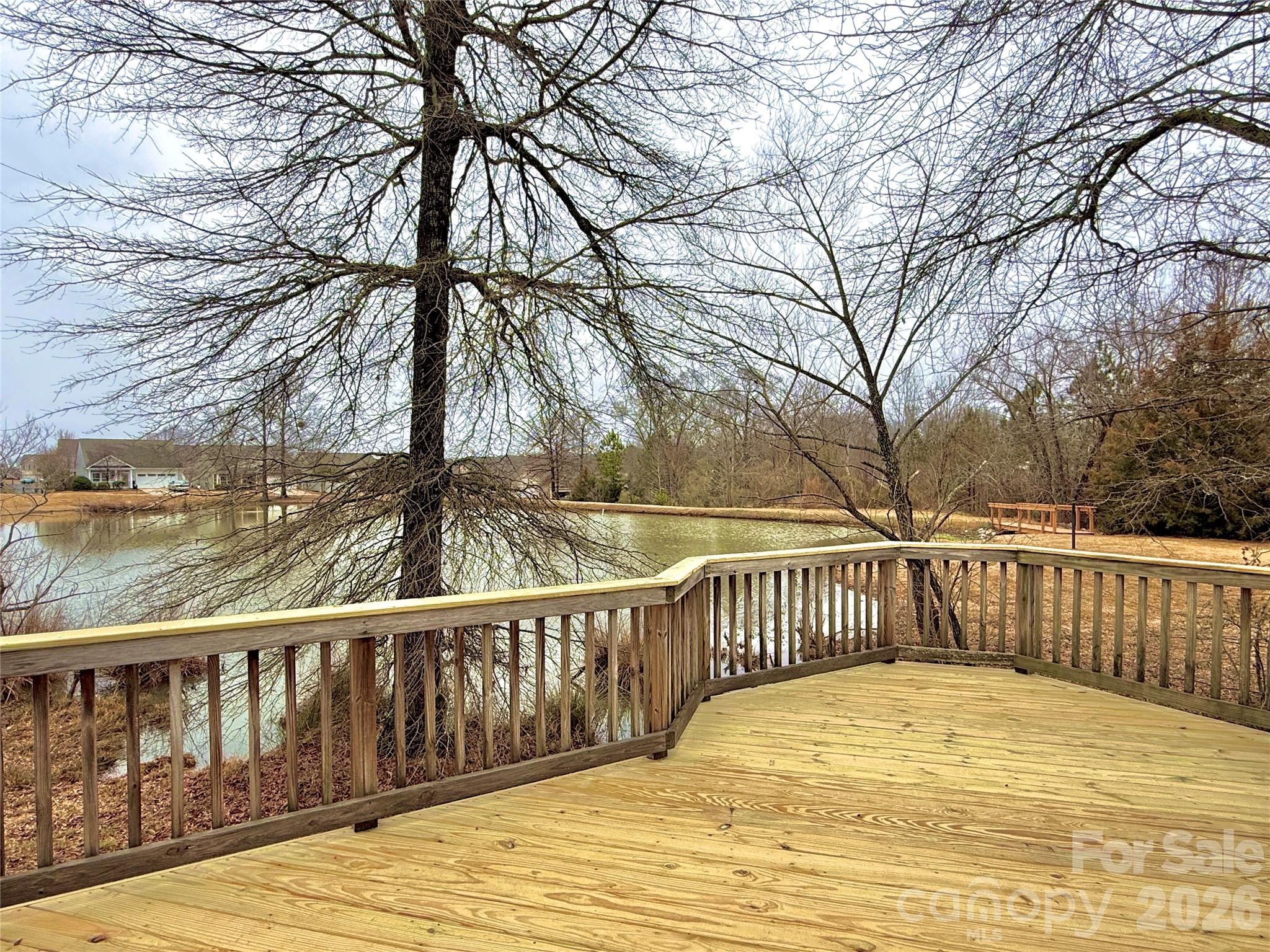 Newport Lakes - Residential