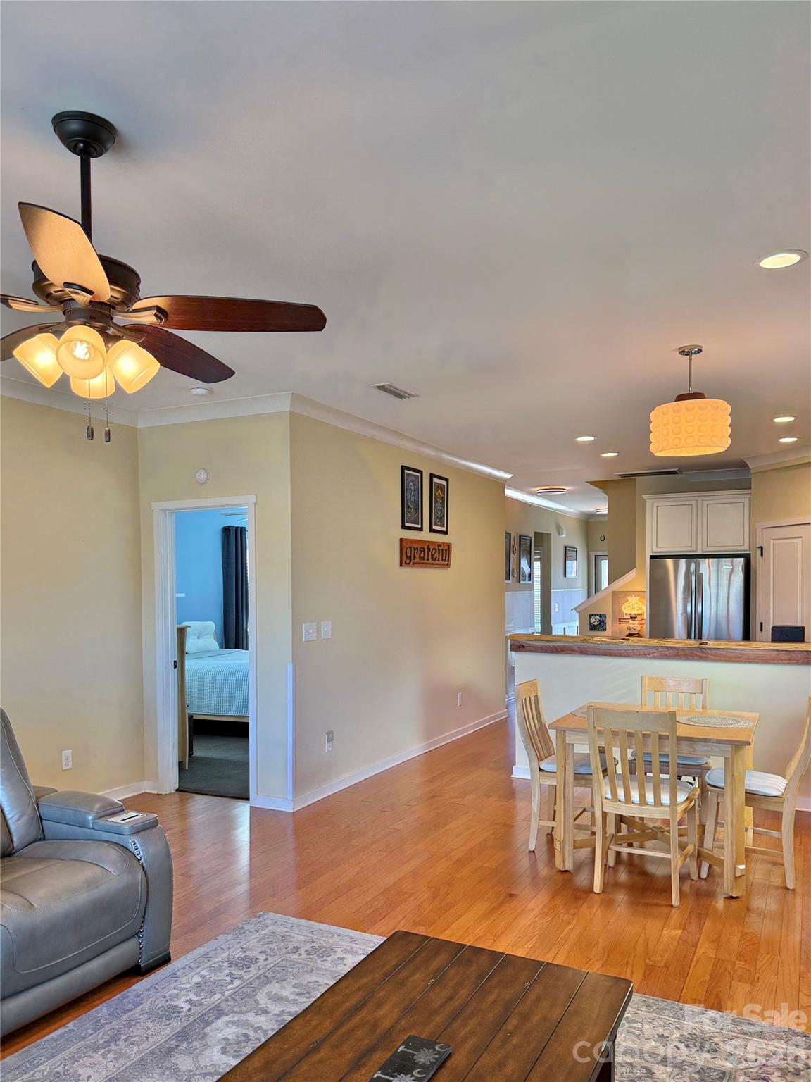 Newport Lakes - Residential