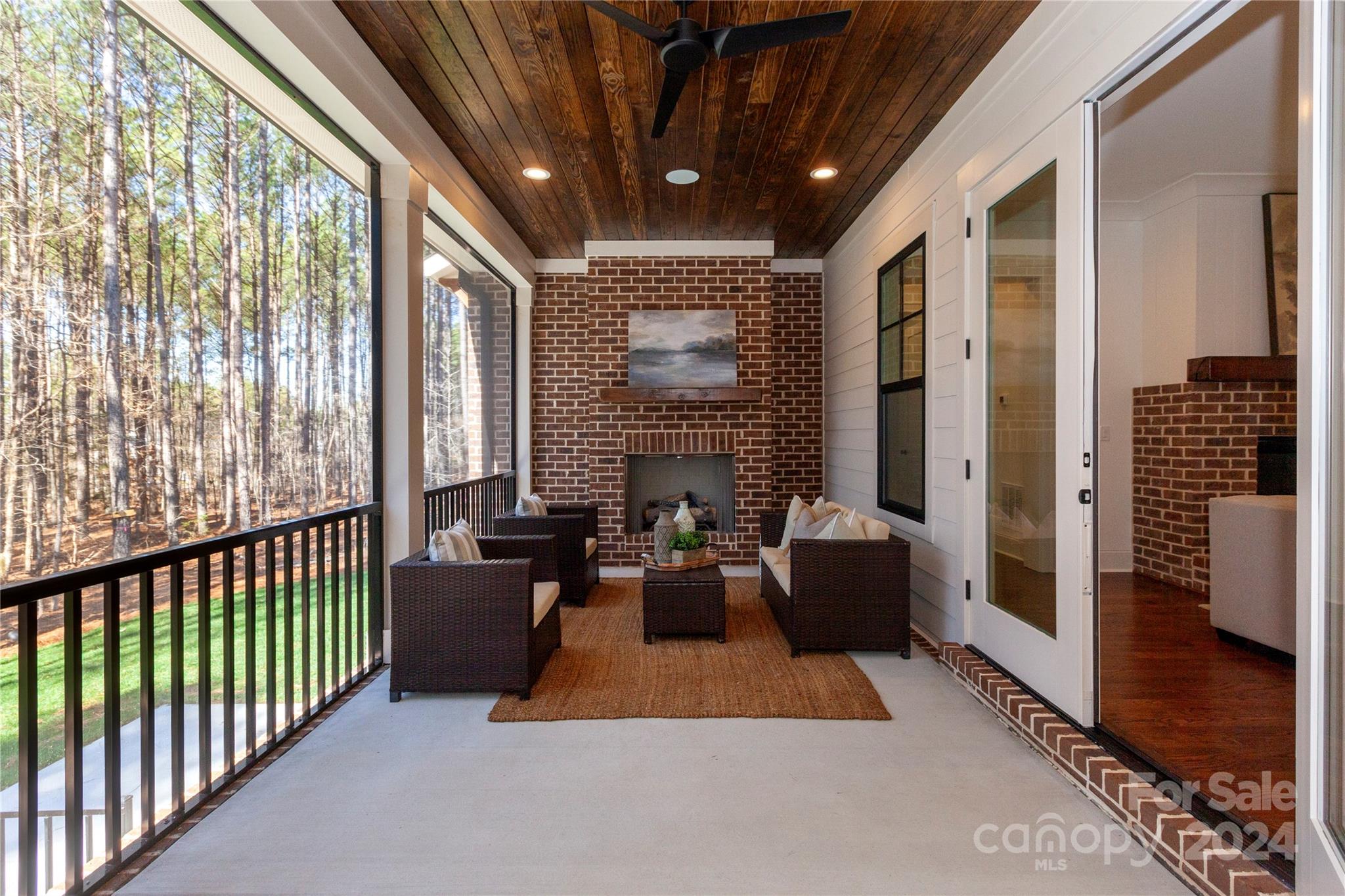 Riverchase Estates - Residential