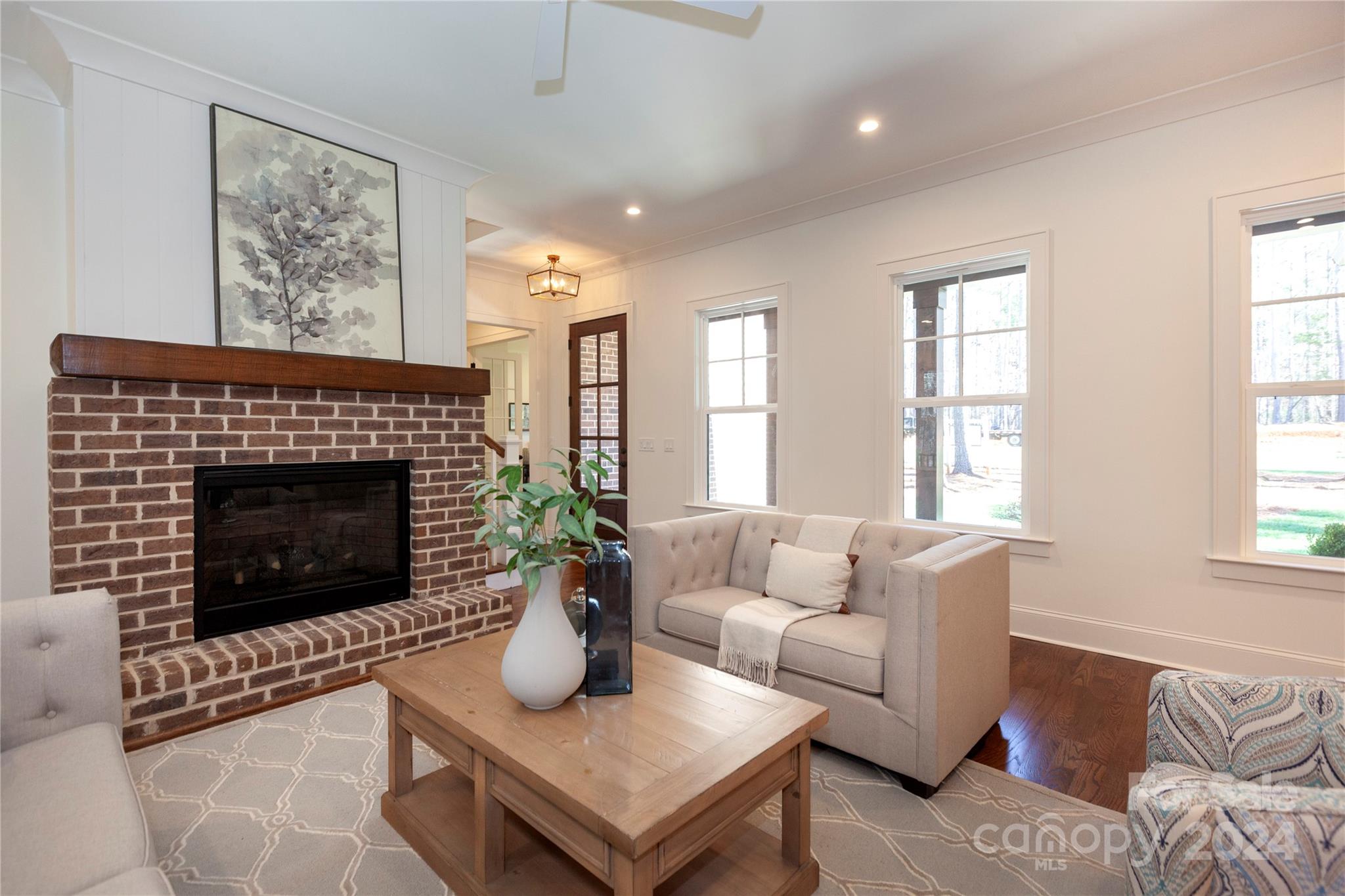 Riverchase Estates - Residential