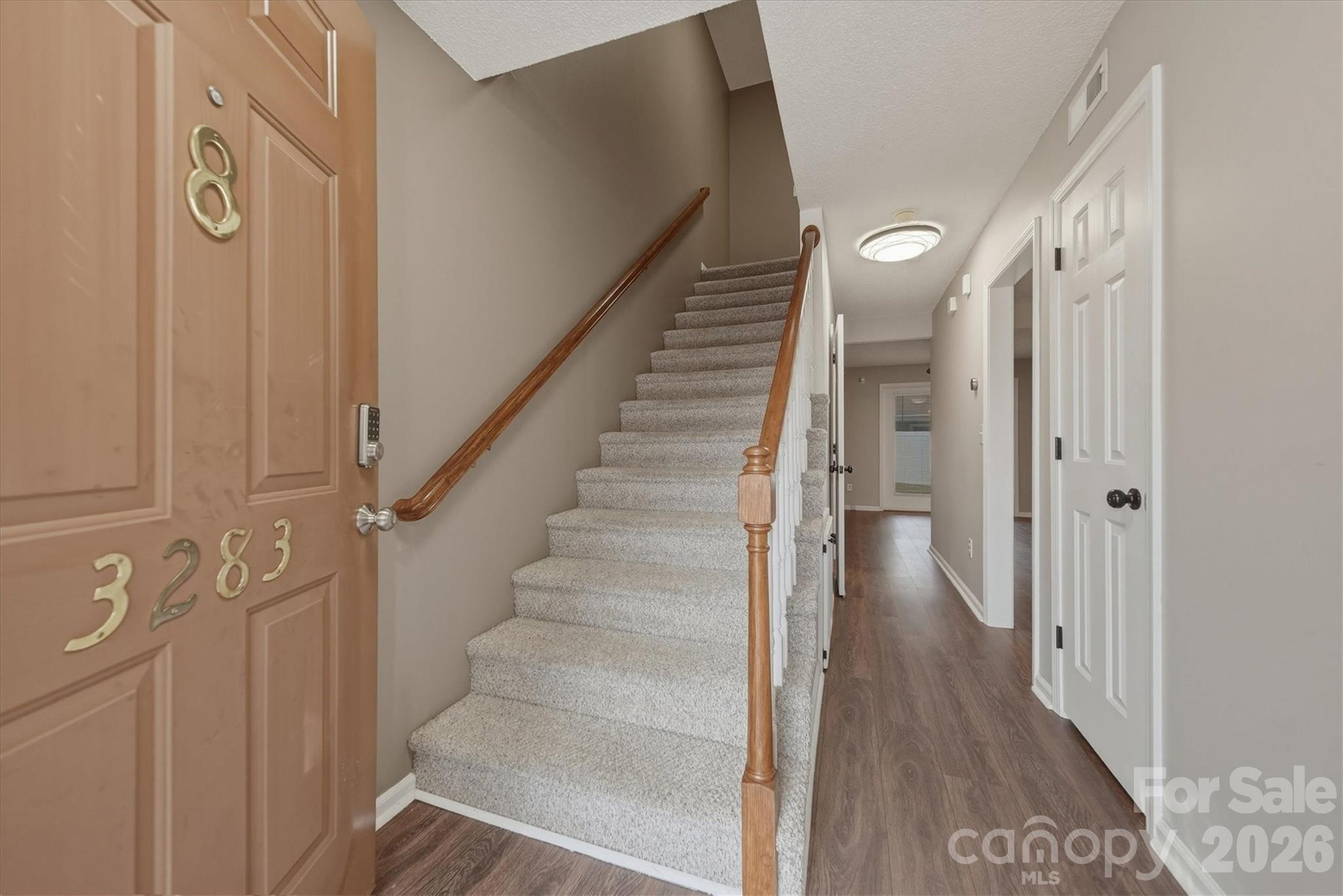 3283 White Oak Court G8