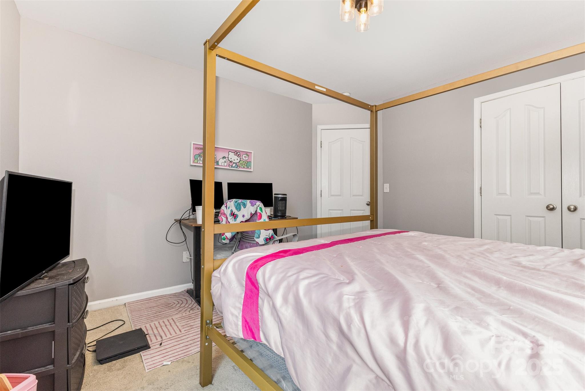 The Palisades - Residential