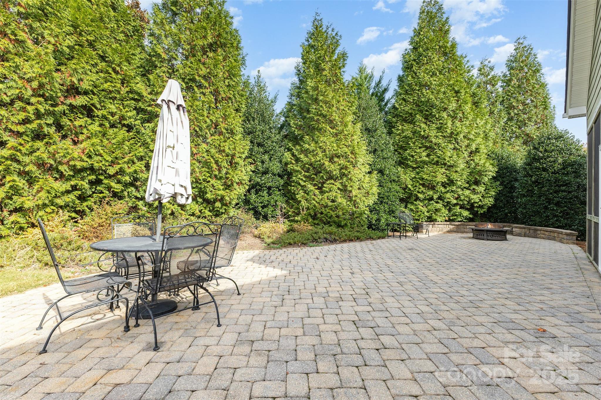 The Palisades - Residential