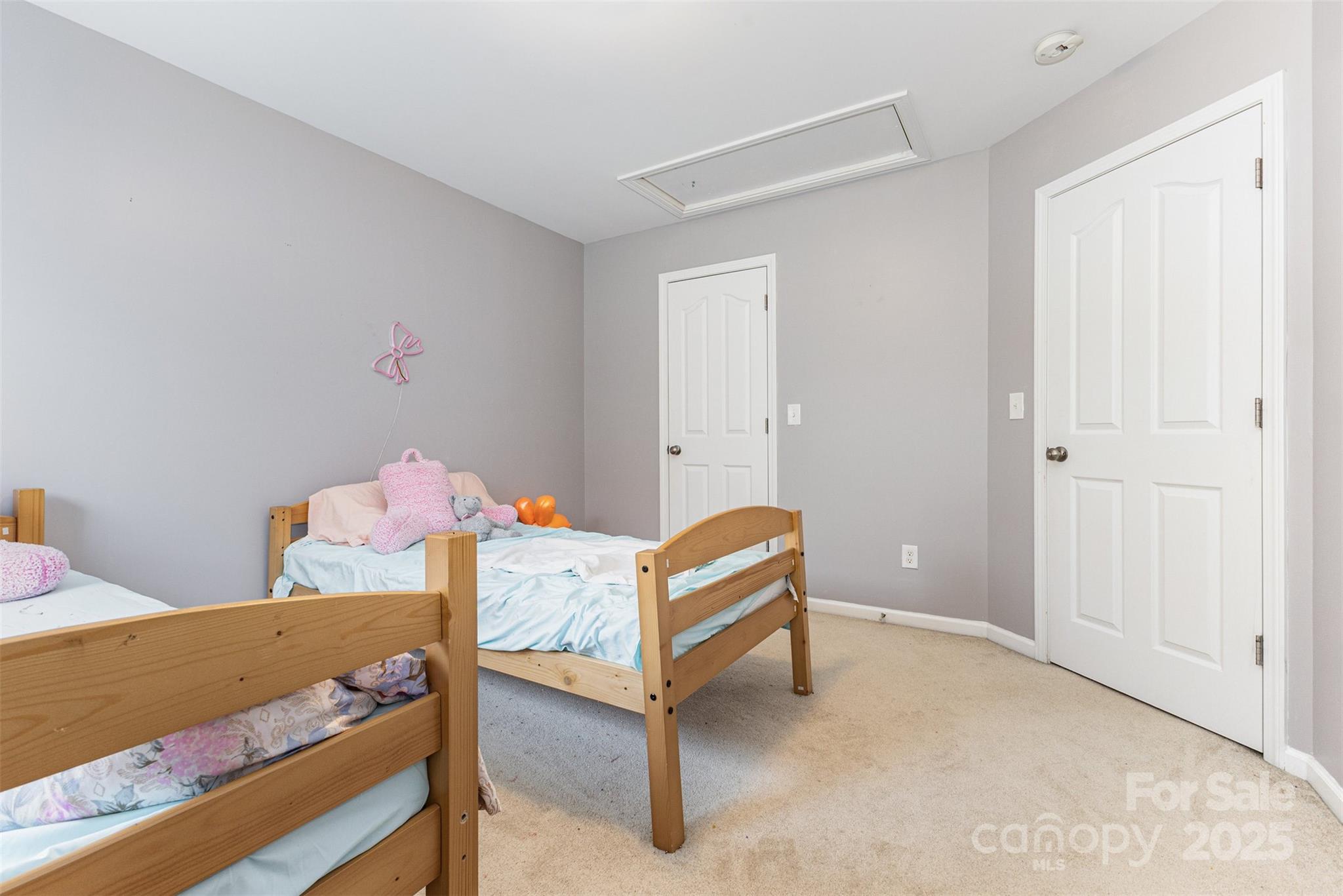 The Palisades - Residential