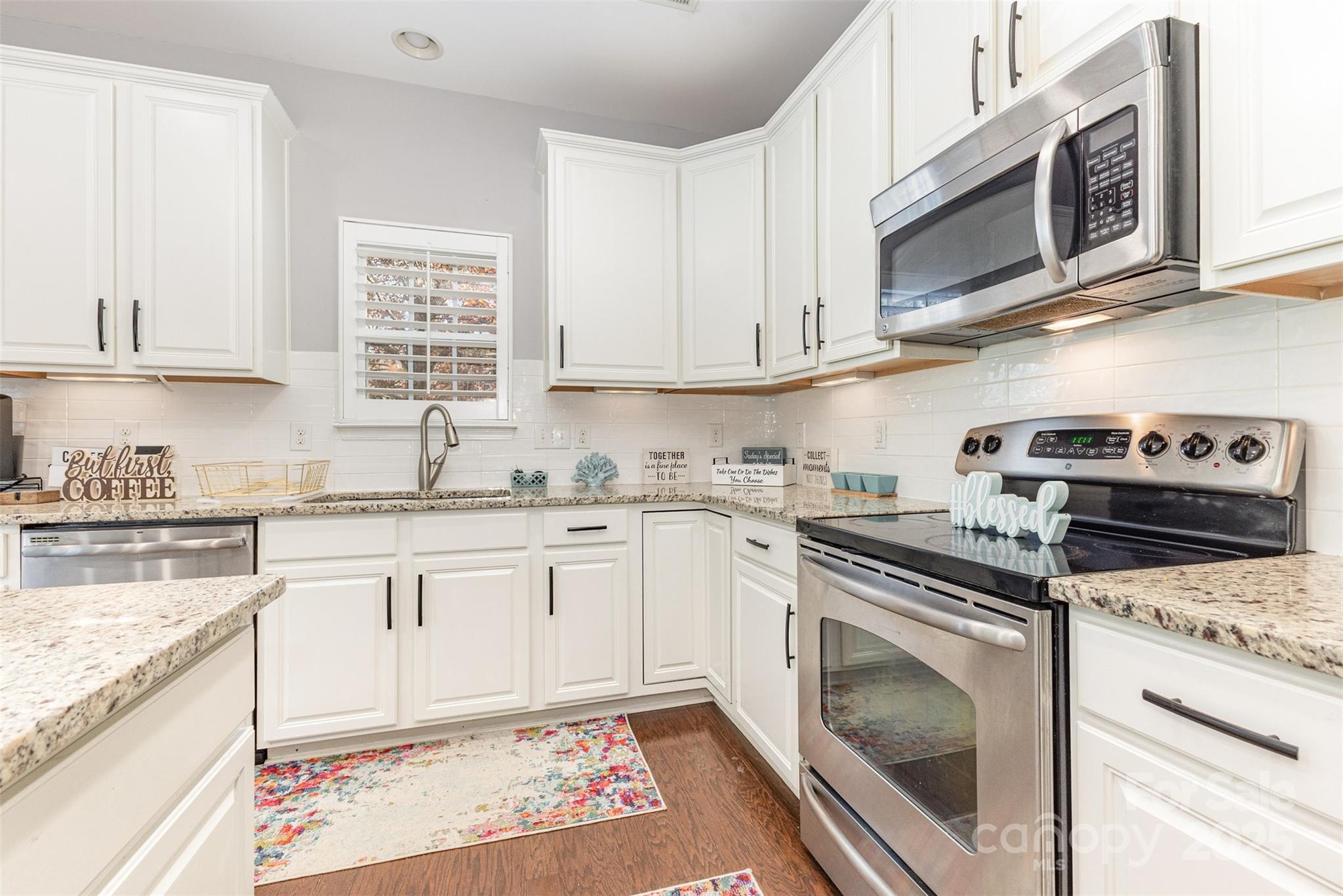 The Palisades - Residential