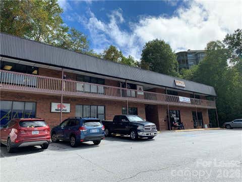 Photo of 1 Kenilworth Knoll #Ste. 6, Asheville, NC 28805 (MLS # 4414876)