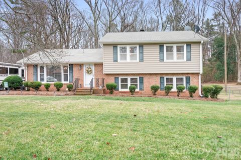 7039 Delisa Drive Charlotte NC 28214