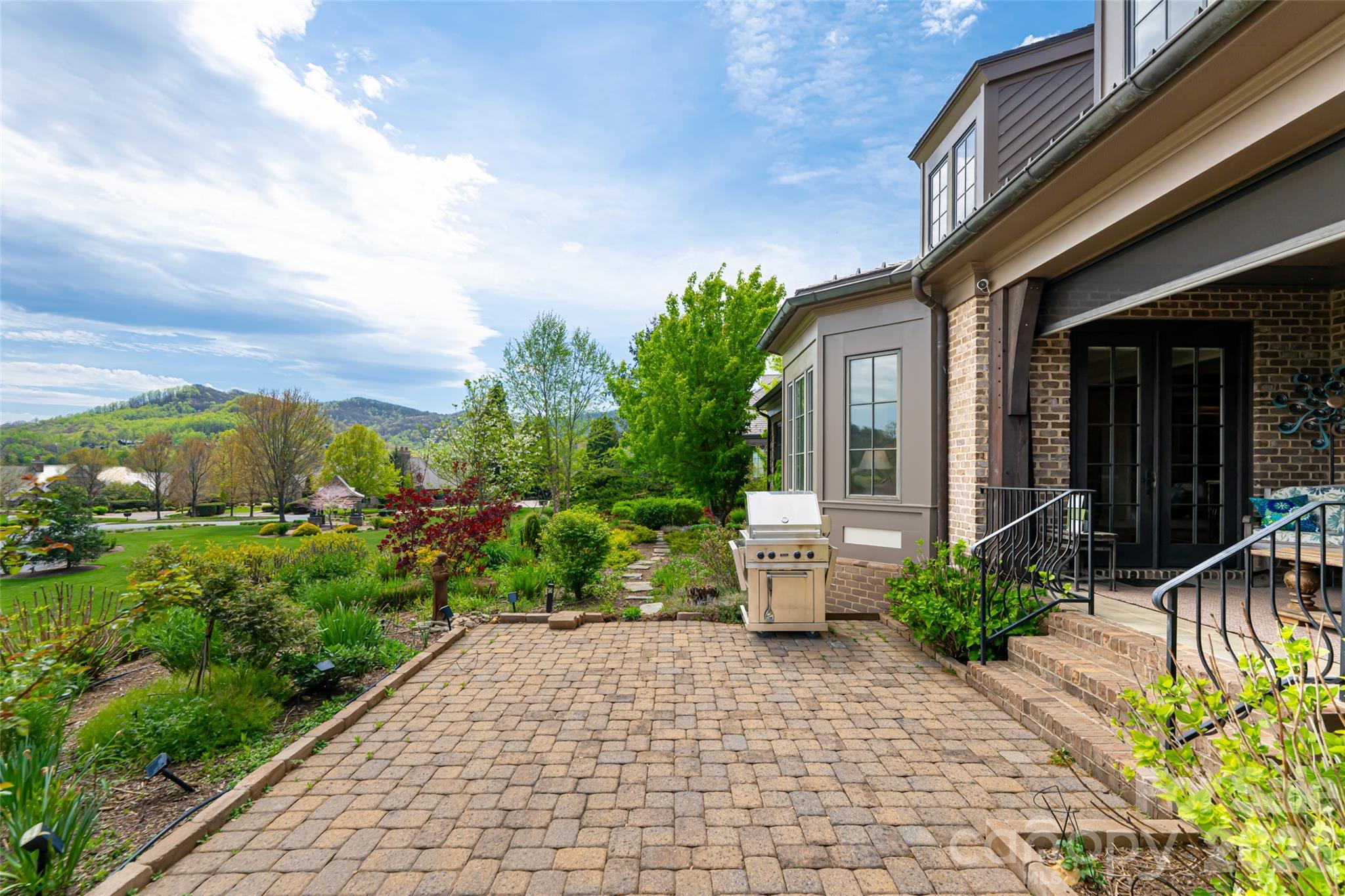 The Cliffs at Walnut Cove - Residential