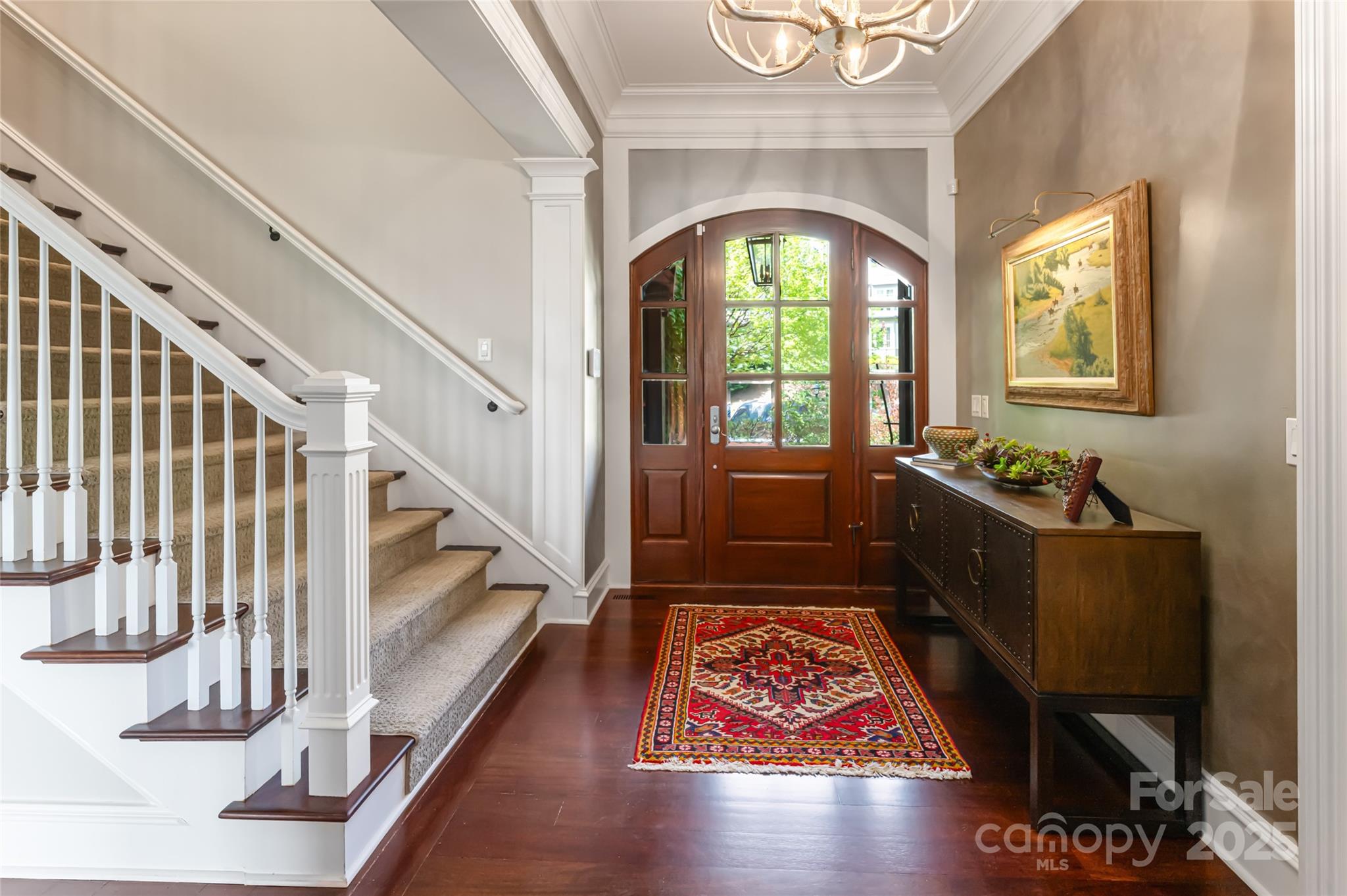 6 Golfside Court