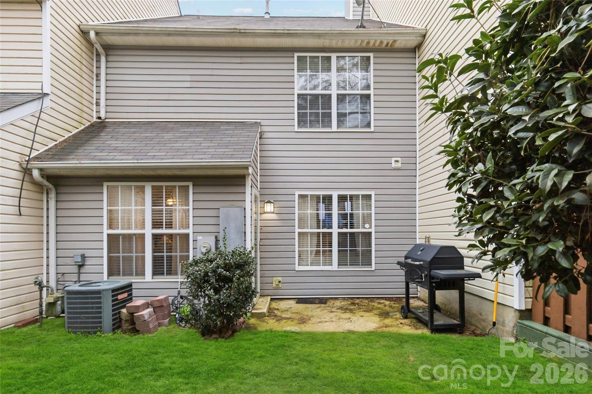 Huntington Ridge - Residential