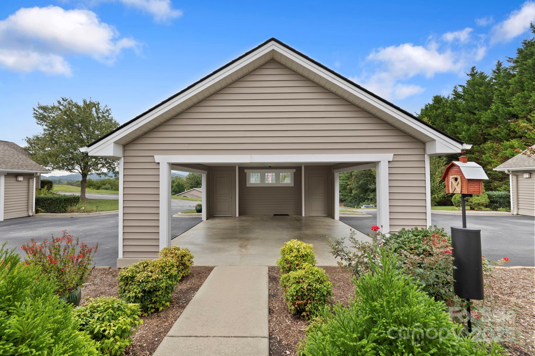 Wolfpen - Residential