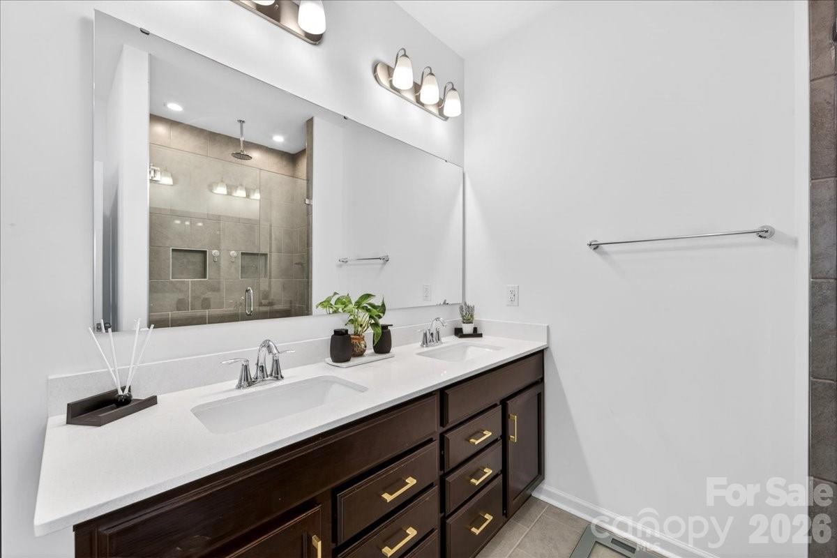 Edgewater - Residential