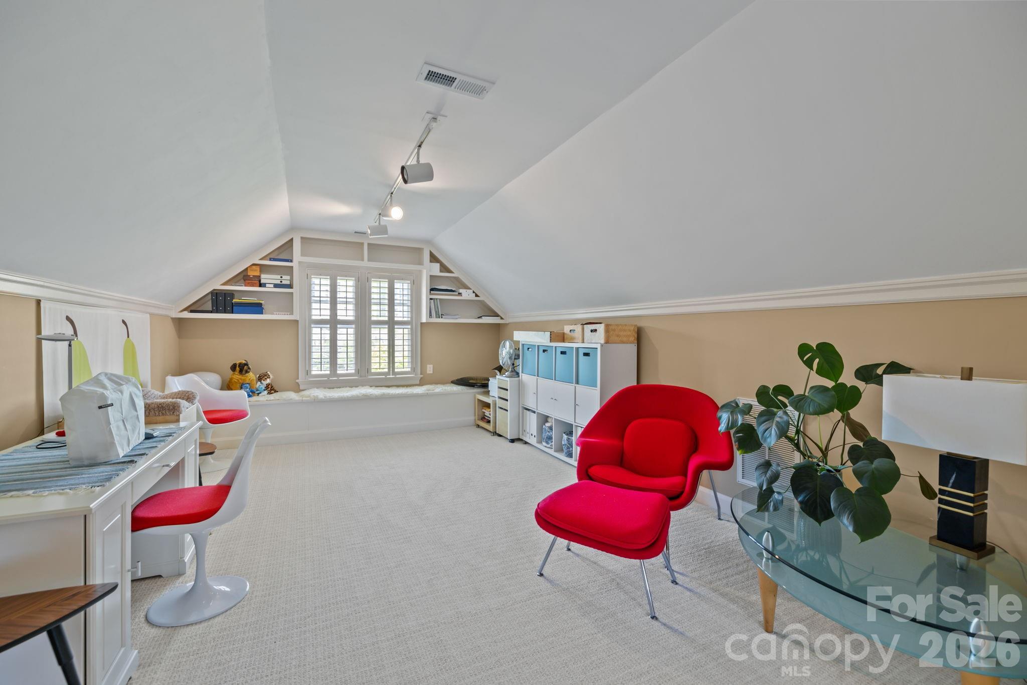 Dilworth Crescent - Residential