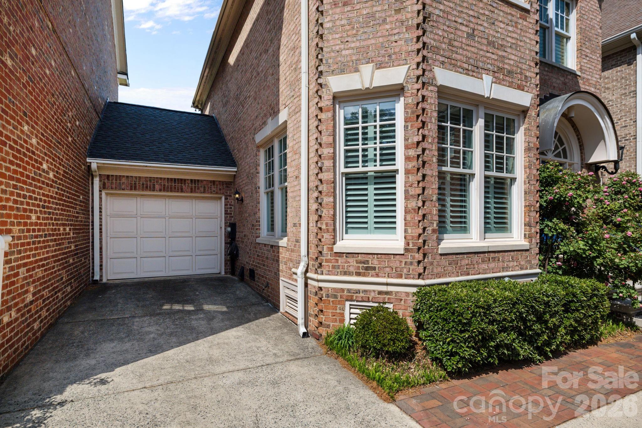 Dilworth Crescent - Residential