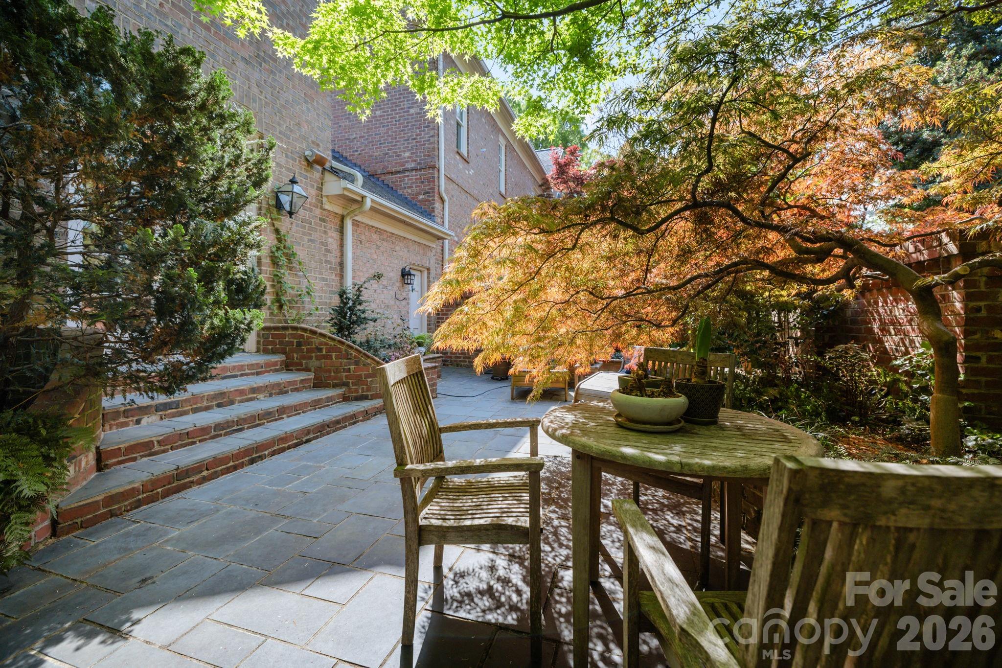 Dilworth Crescent - Residential