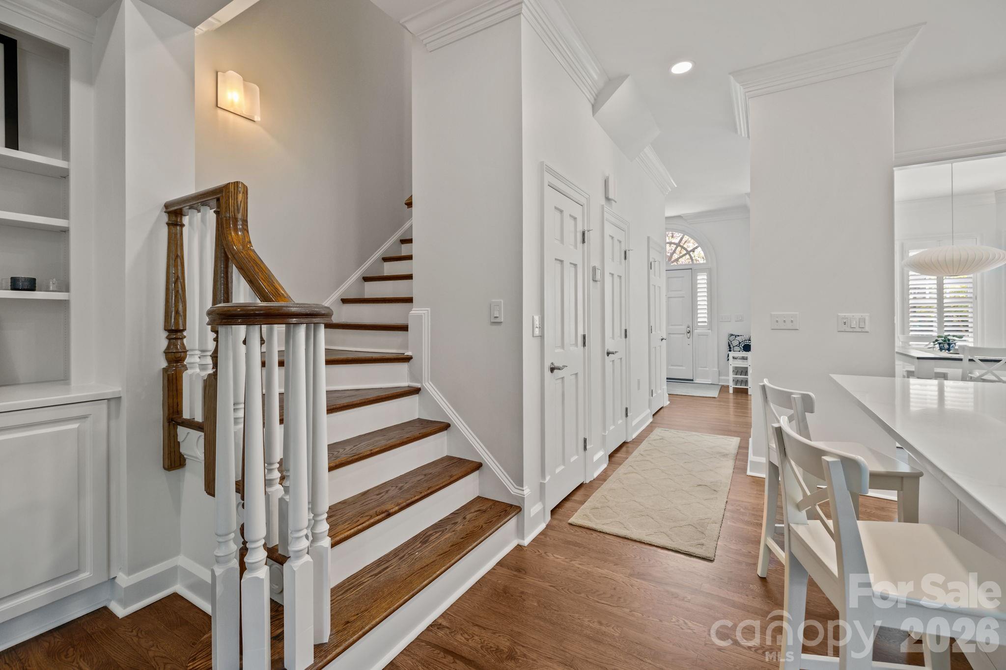 1208 Dilworth Crescent Row