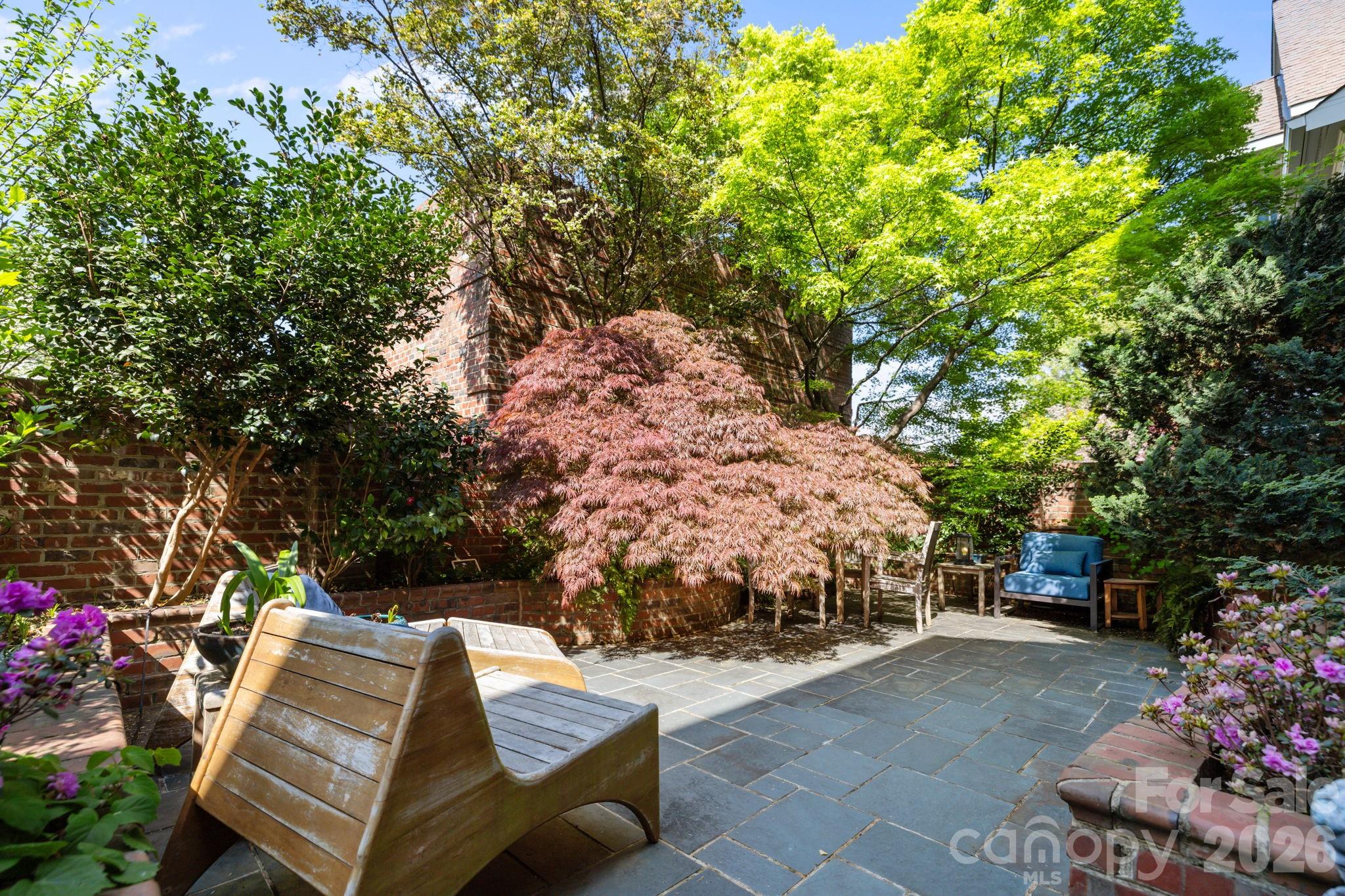 Dilworth Crescent - Residential