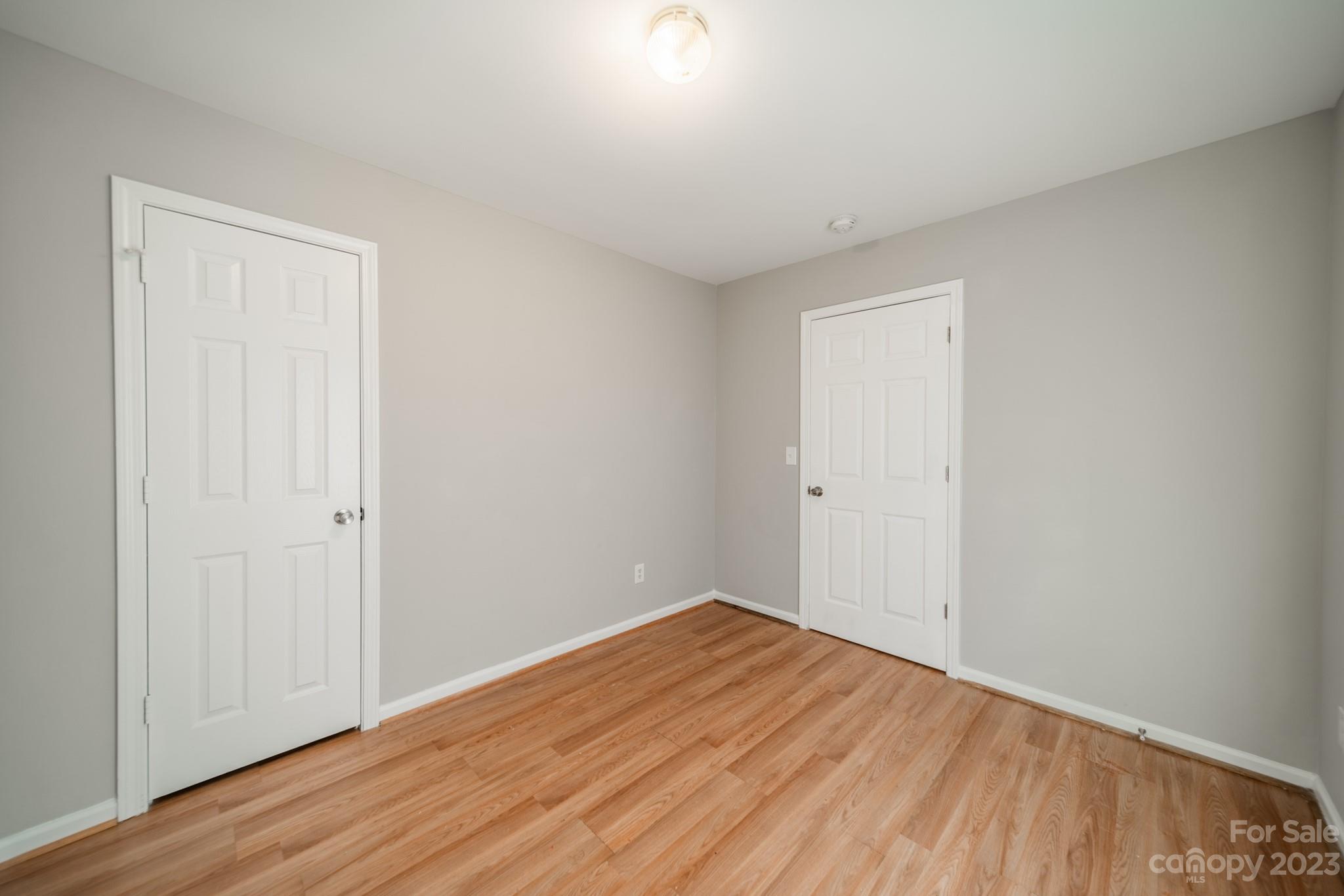 Pinecrest - Residential