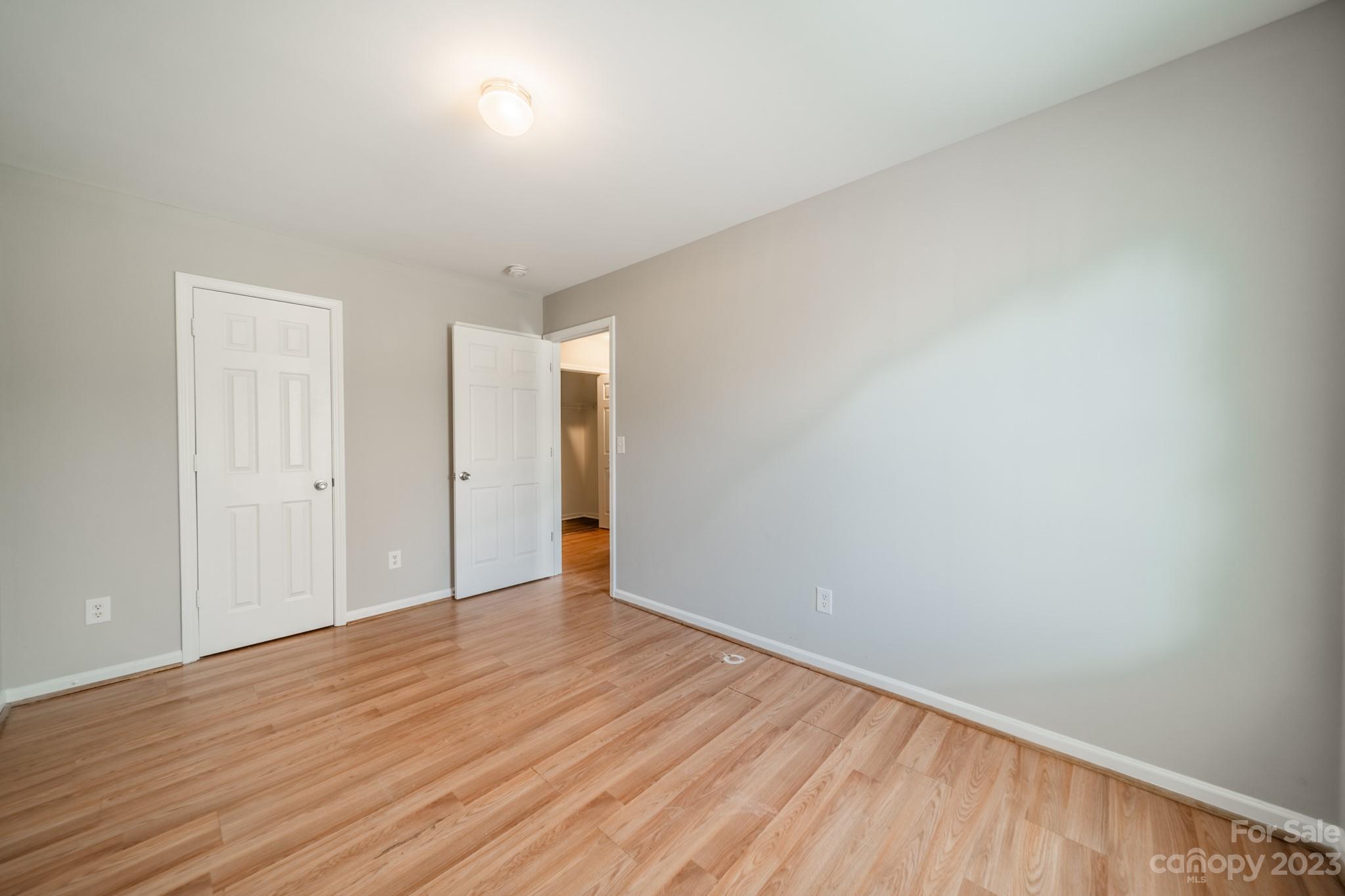 Pinecrest - Residential