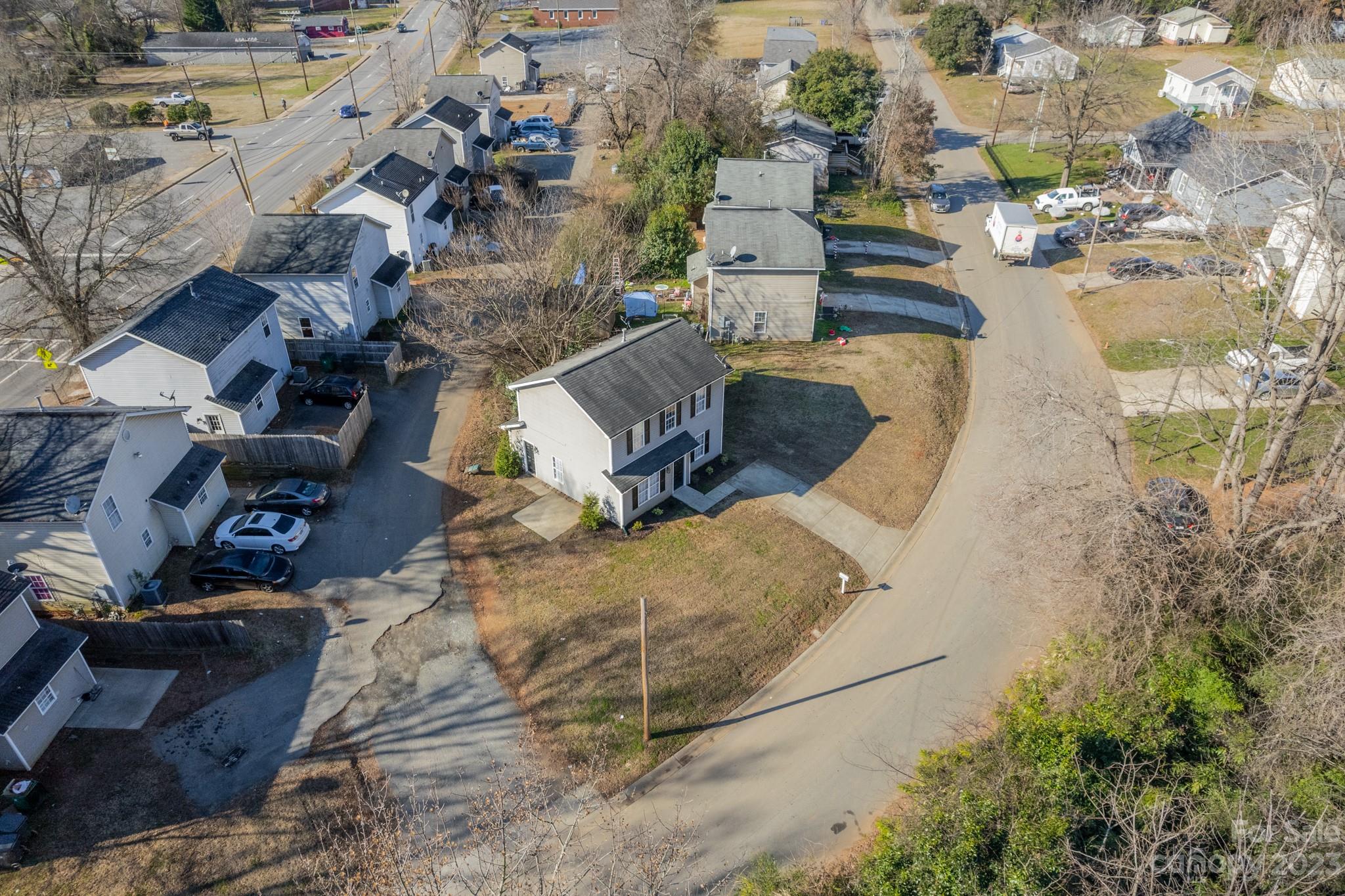 Pinecrest - Residential