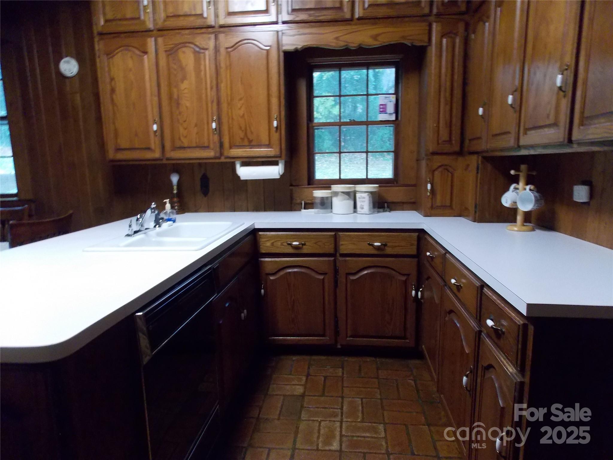 113 Eastwood Park Drive