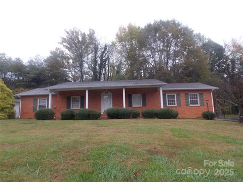 113 Eastwood Park Drive Lenoir NC 28645