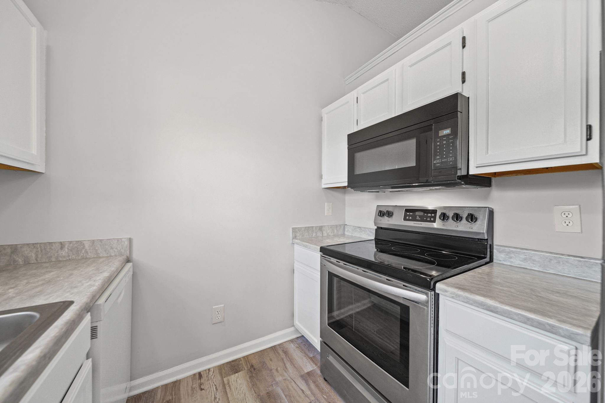 Capps Hill Village - Residential