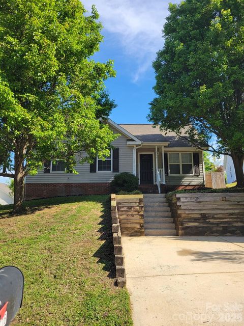 3716 Capps Hill Drive 19 Charlotte NC 28216