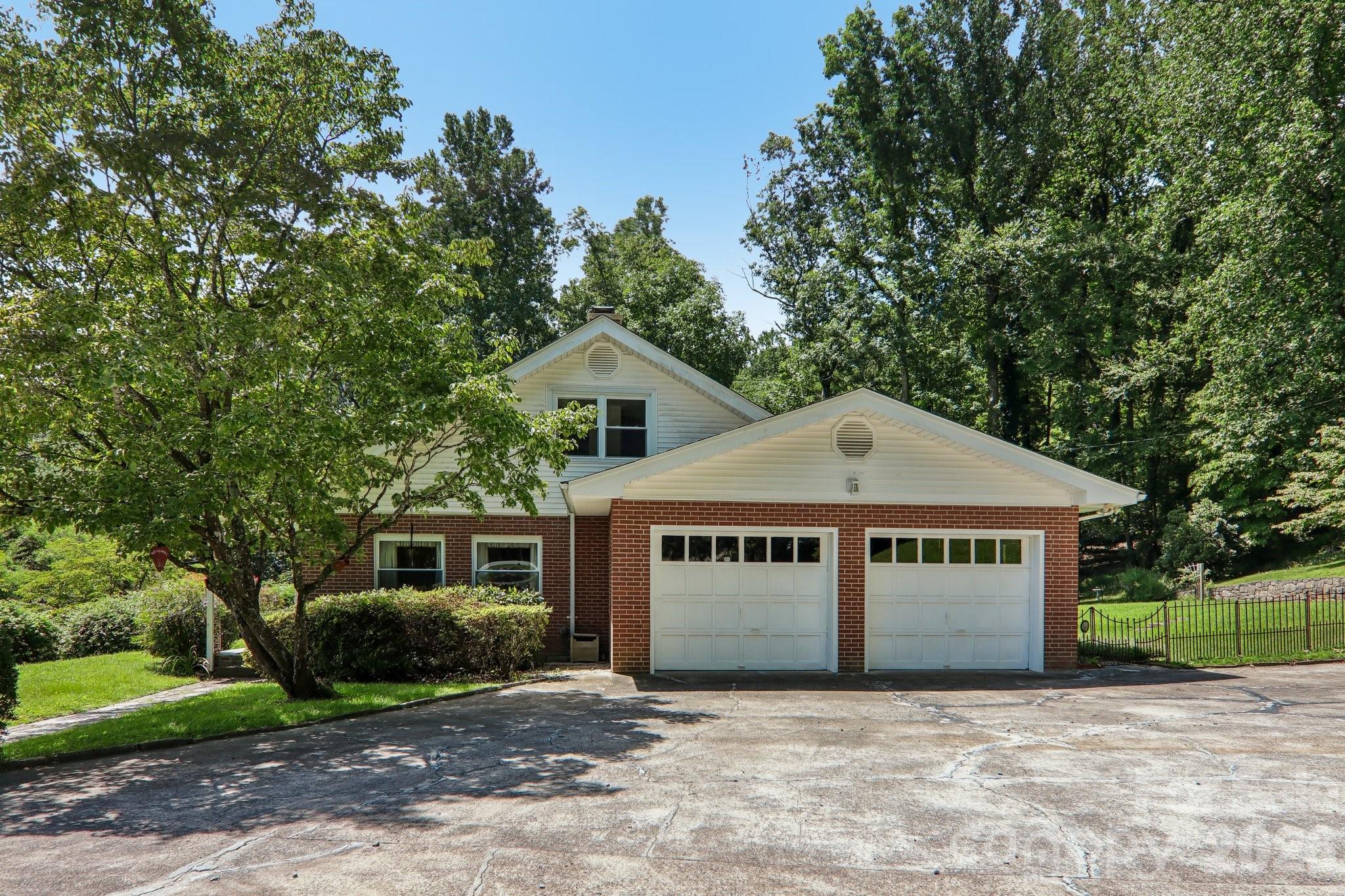1404 Valmont Drive