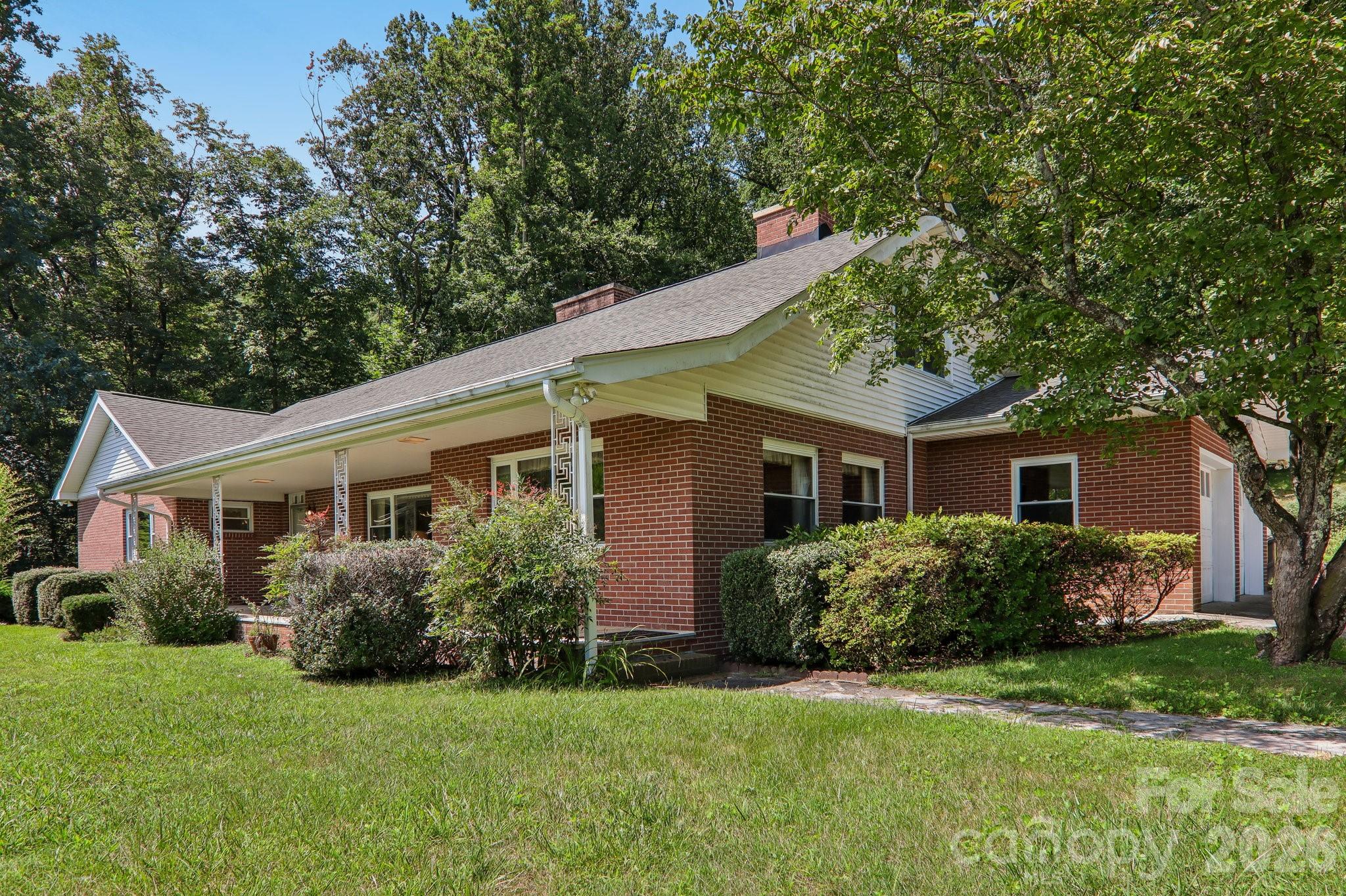 1404 Valmont Drive