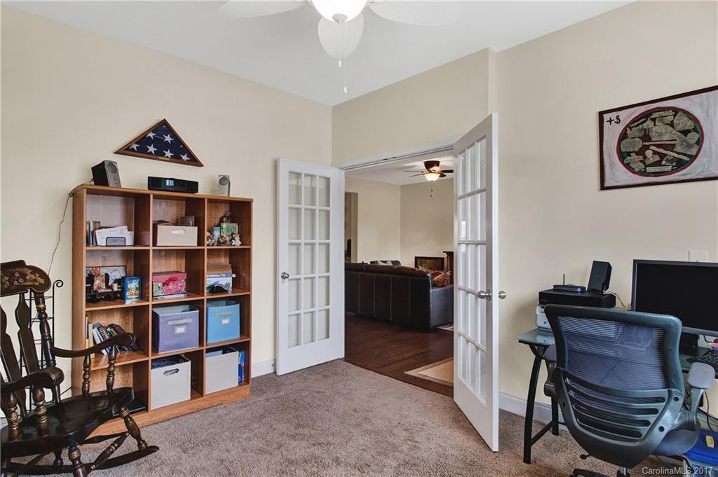 Stoneridge Lakes - Residential