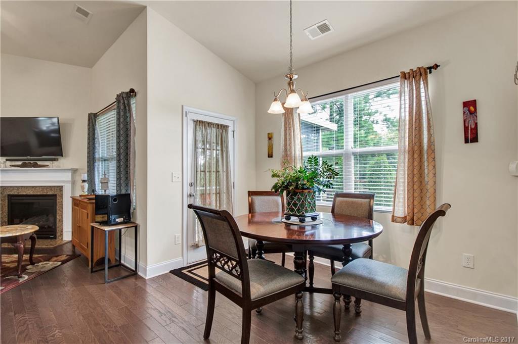 Stoneridge Lakes - Residential