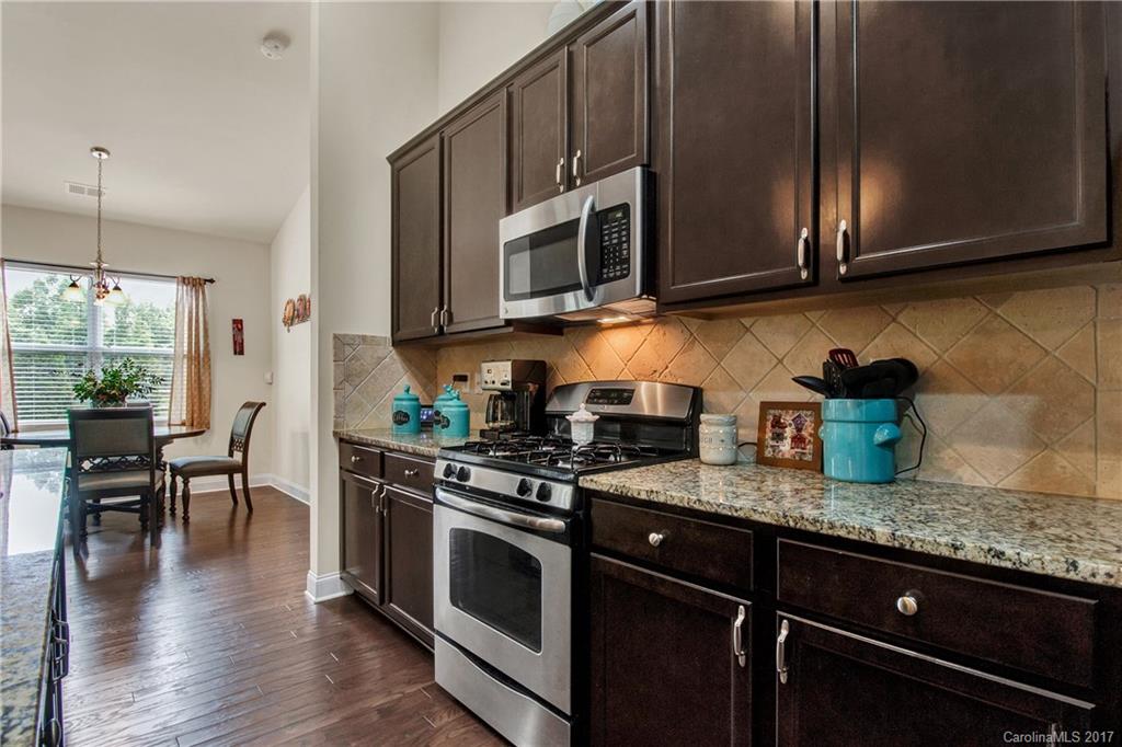 Stoneridge Lakes - Residential