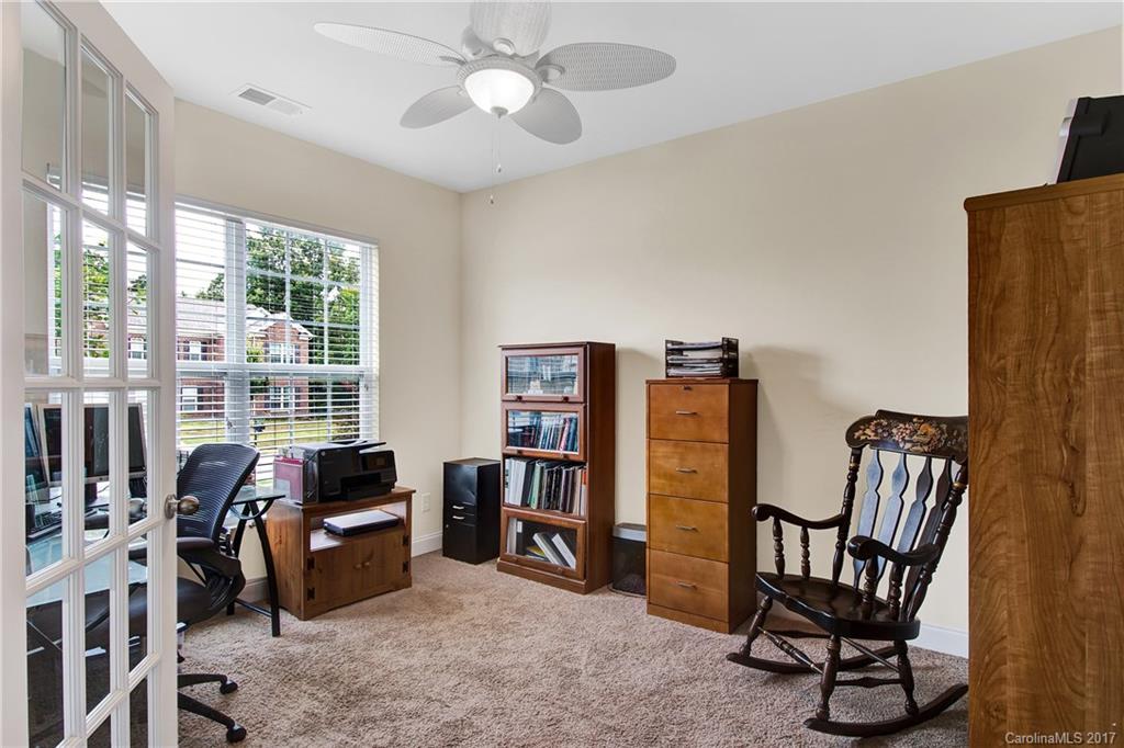 Stoneridge Lakes - Residential