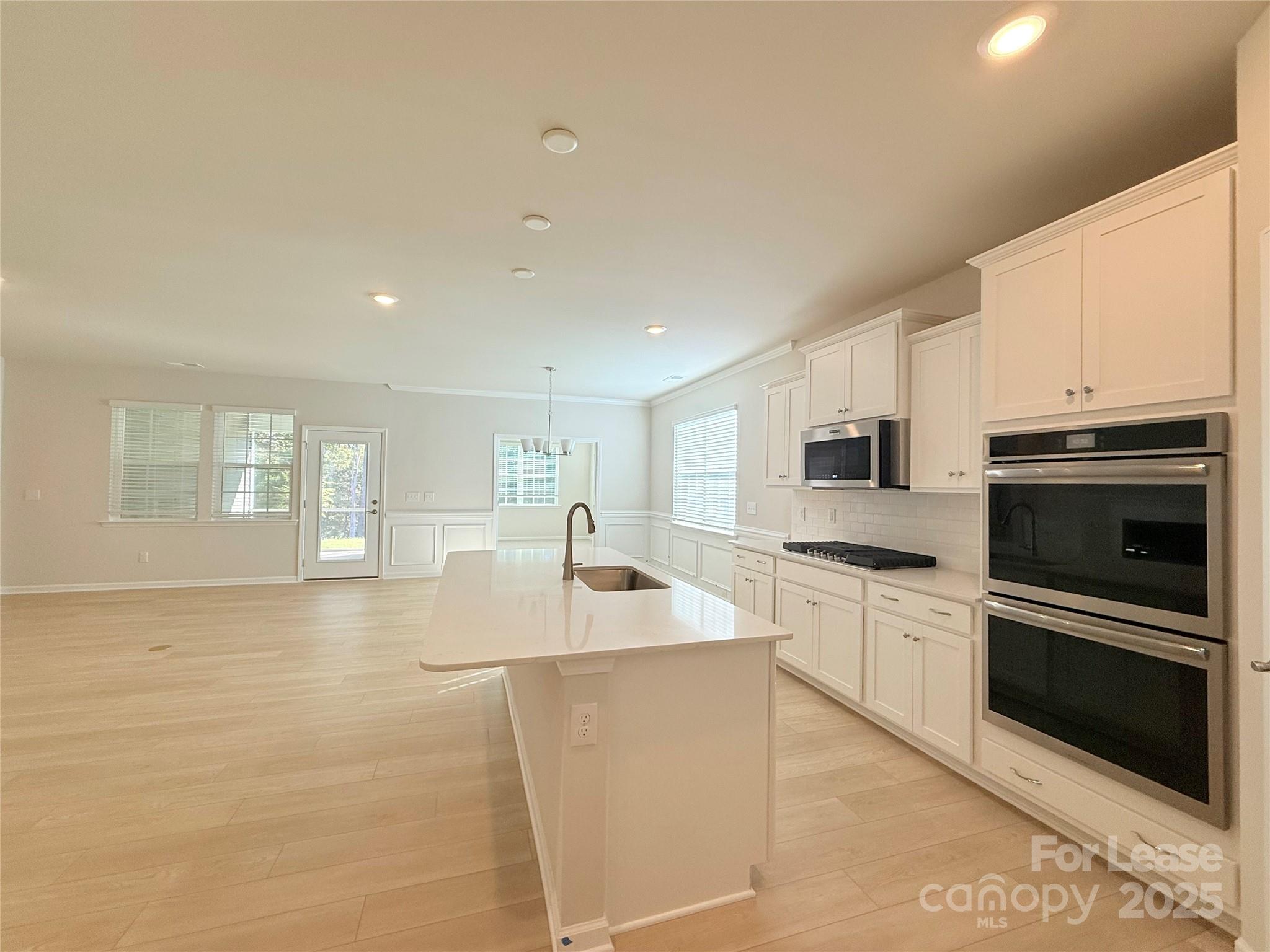 6436 Fairfax Court