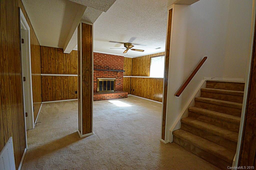 Holly Hills - Residential