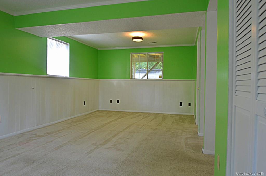 Holly Hills - Residential