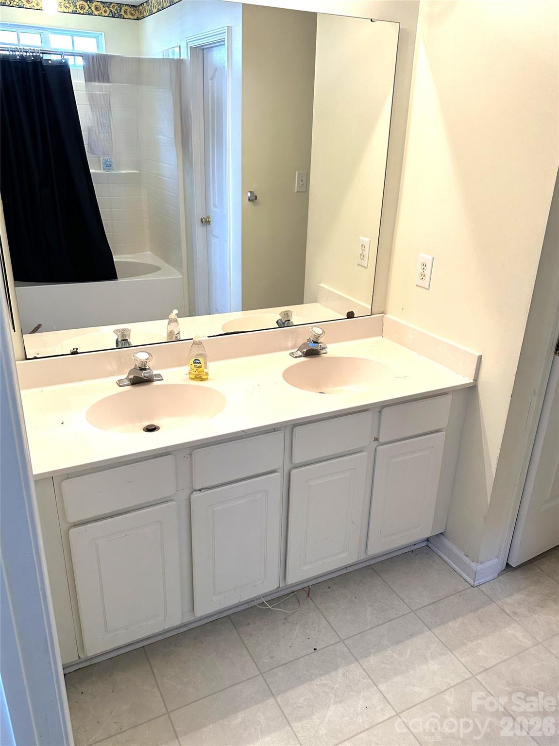 Brownestone - Residential