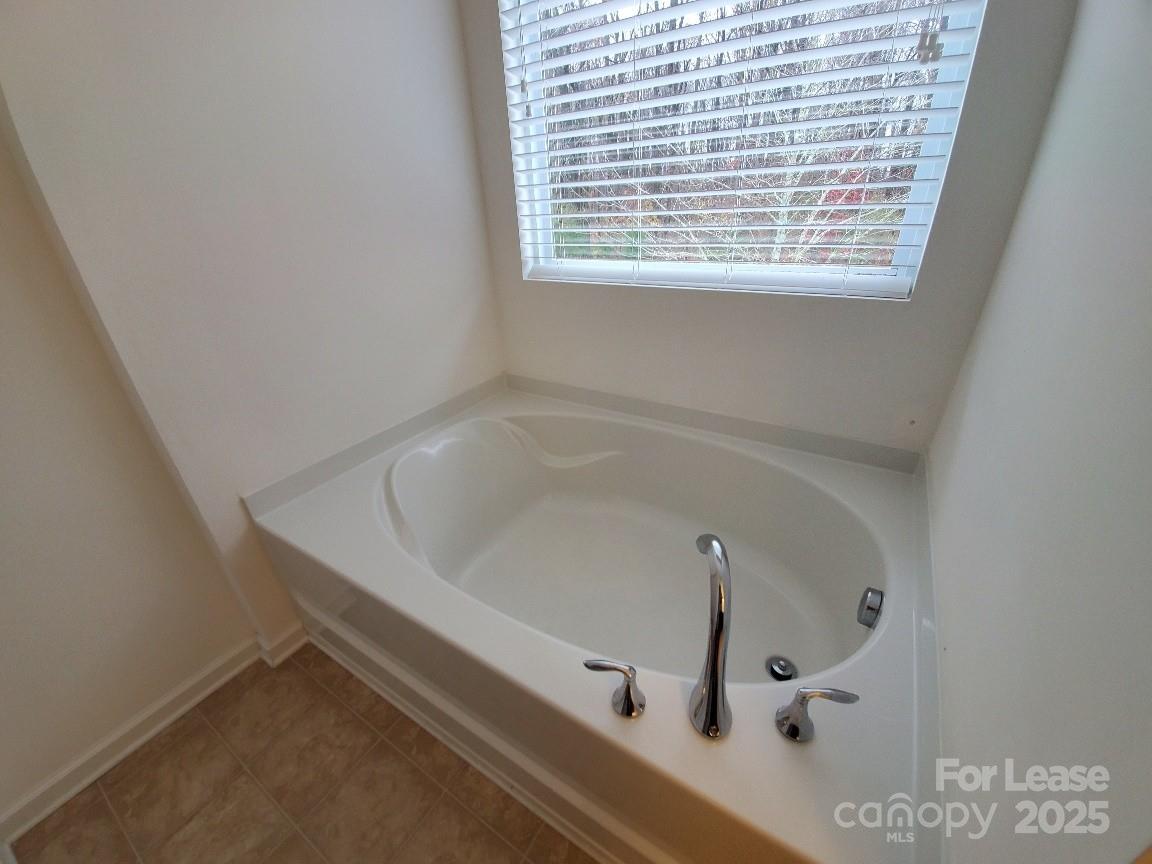 Marthas Ridge - Residential Lease