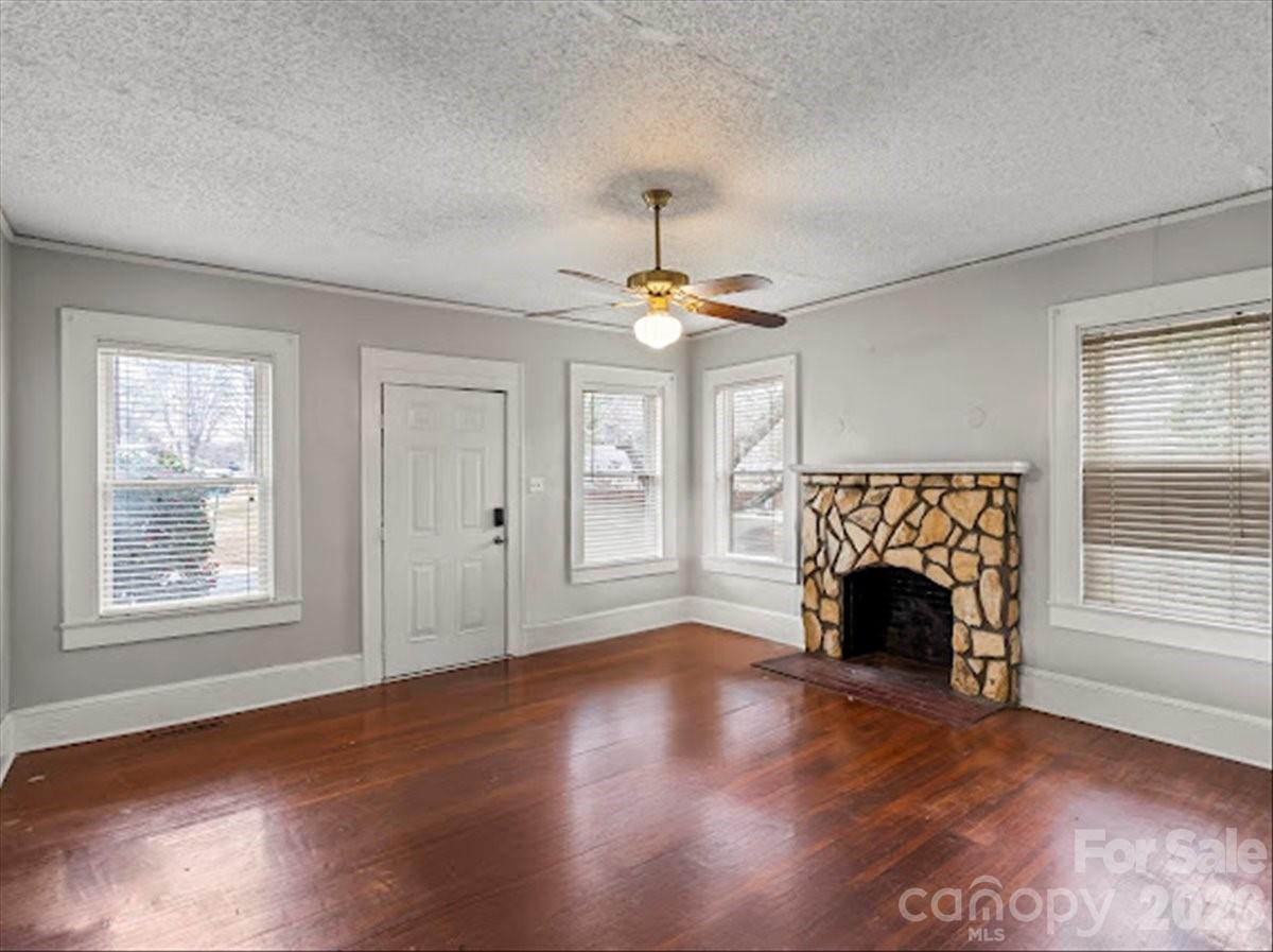 322 Salisbury Road